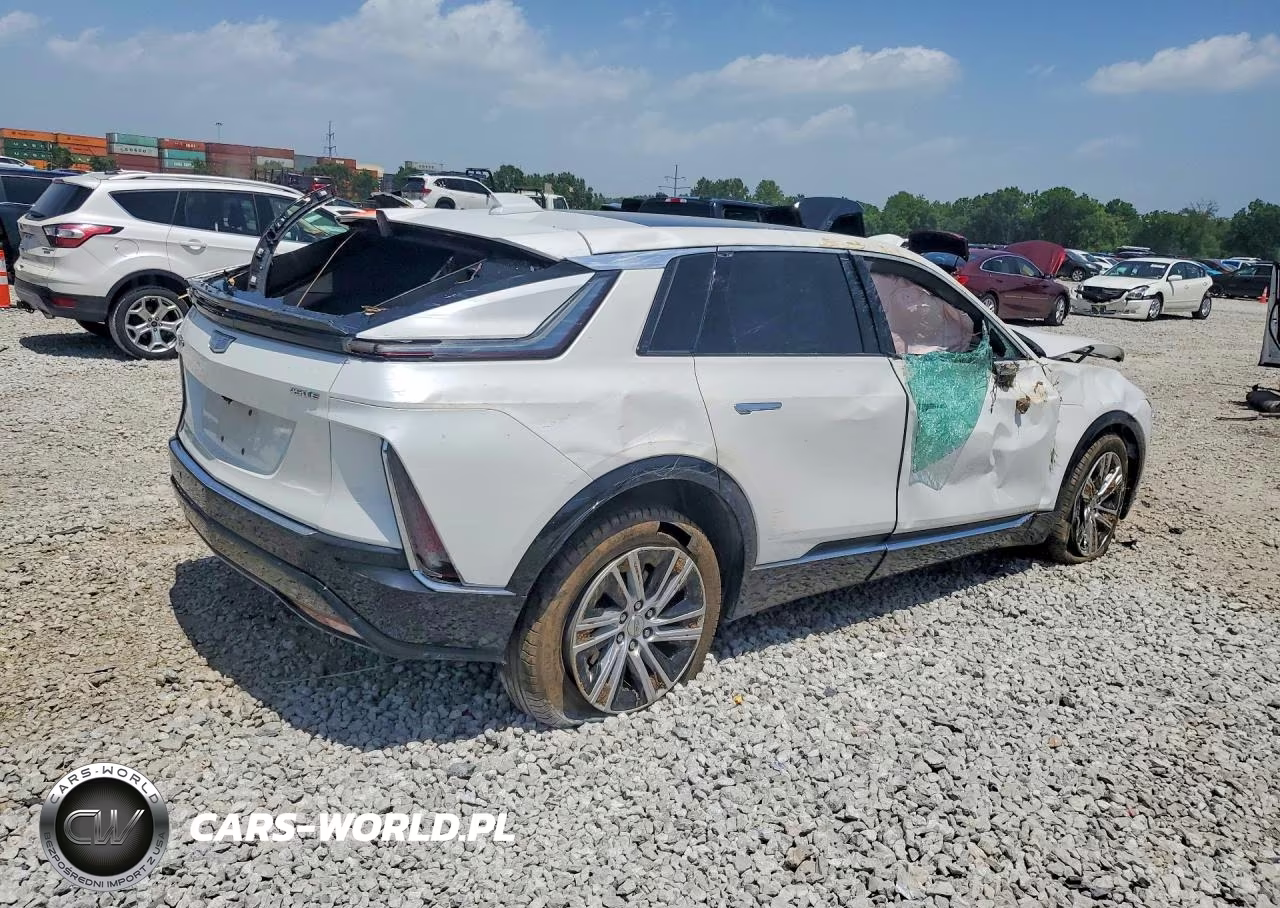 2024 Cadillac Lyriq Tech VIN:1GYKPMRK4RZ101965 - 3