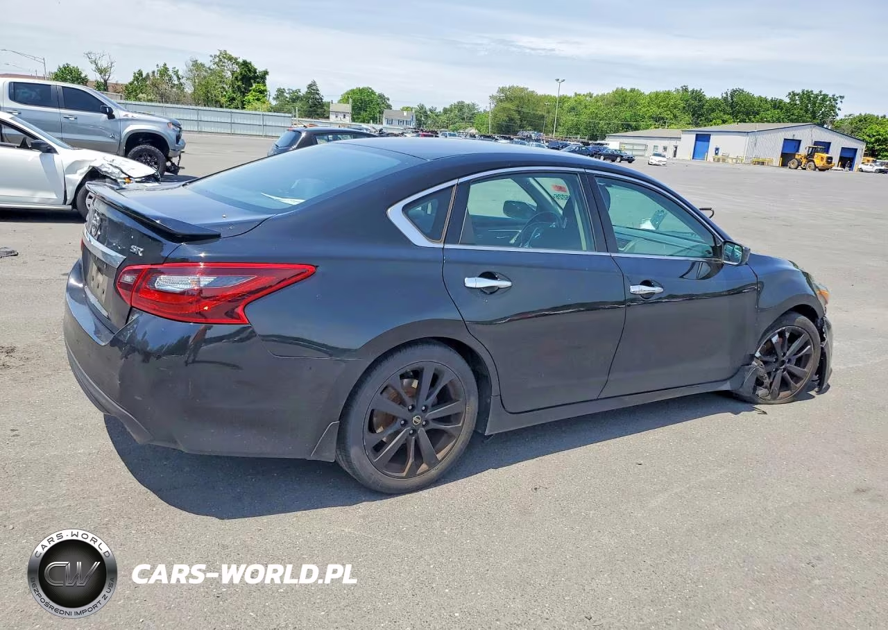 2017 Nissan Altima 2.5 Sr VIN:1N4AL3AP7HC296255 - 3