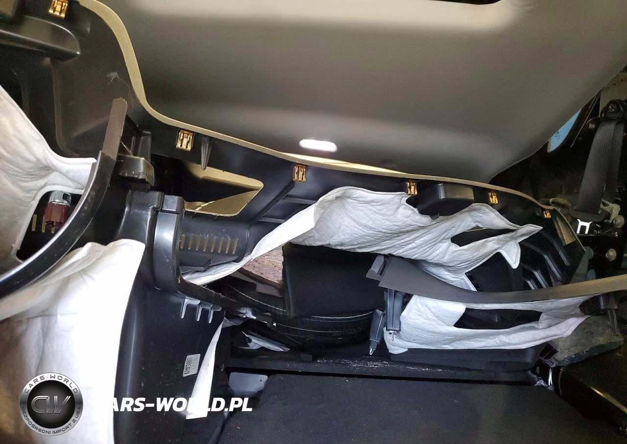 2020 Chevrolet Equinox Lt VIN:3GNAXUEV1LL318719 - 10