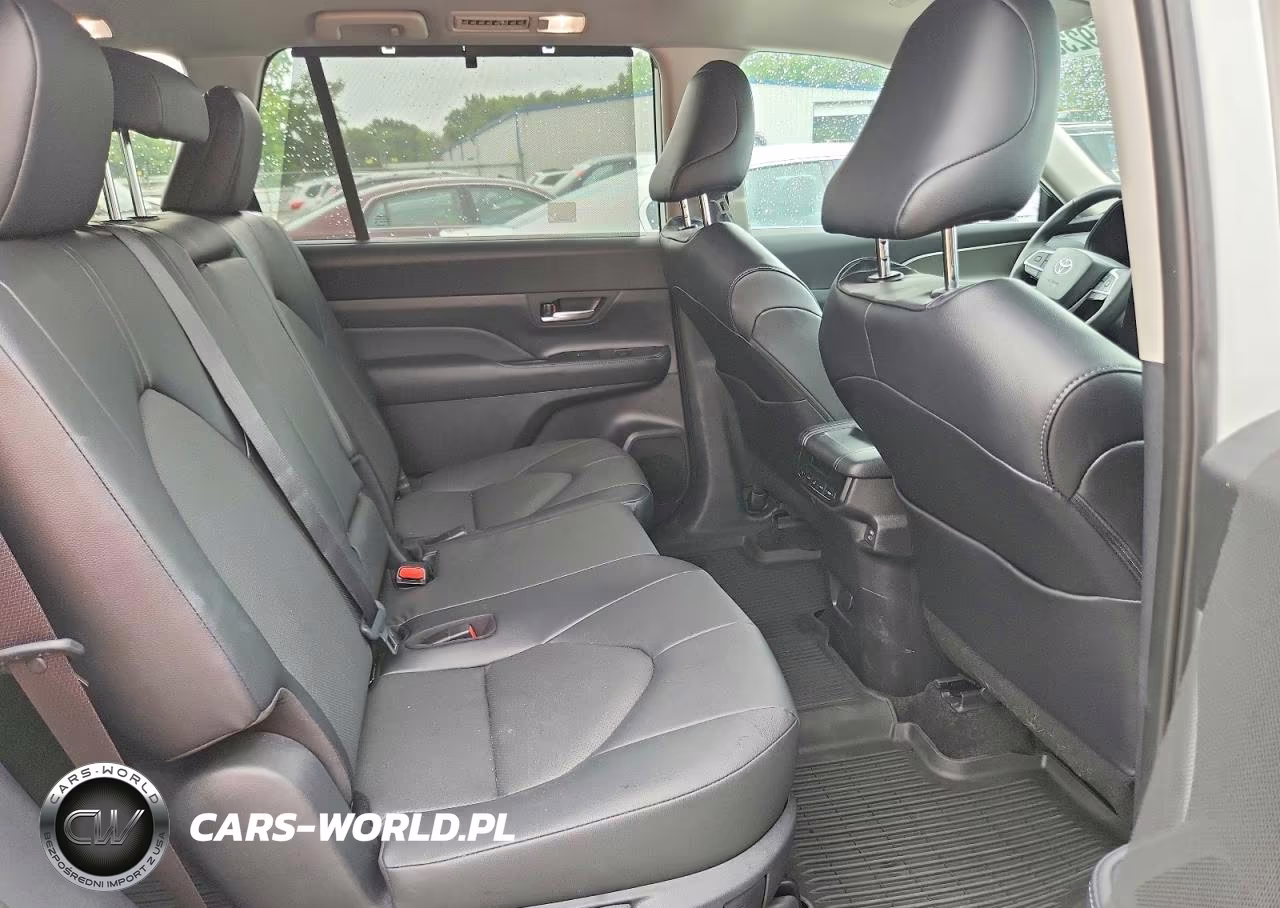 2024 Toyota Grand Highlander Xle VIN:5TDAAAB59RS059610 - 11