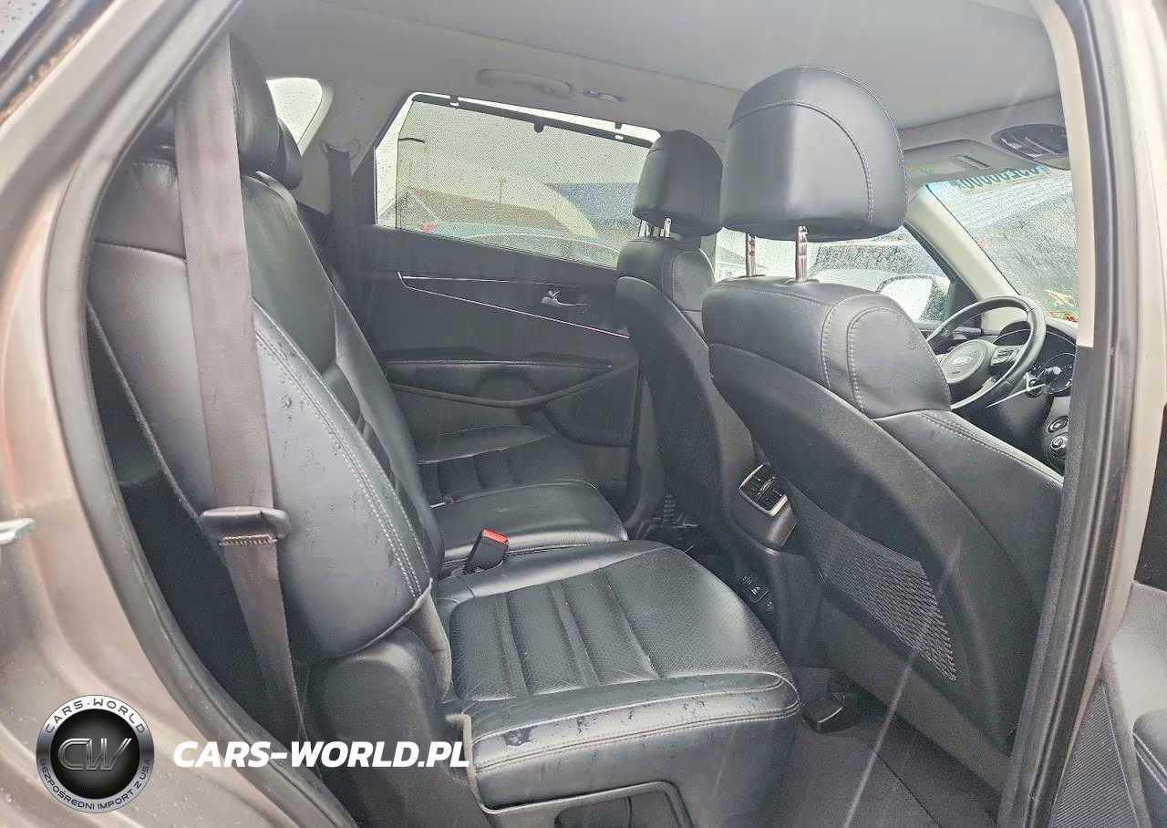 2017 Kia Sorento Ex VIN:5XYPH4A51HG305005 - 11