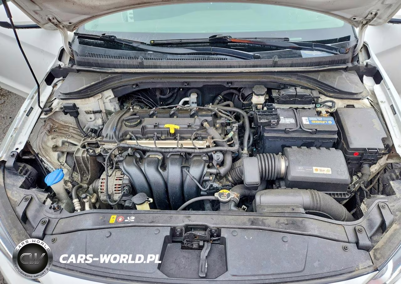 2018 Hyundai Elantra Value Edition VIN:5NPD84LF3JH299408 - 11