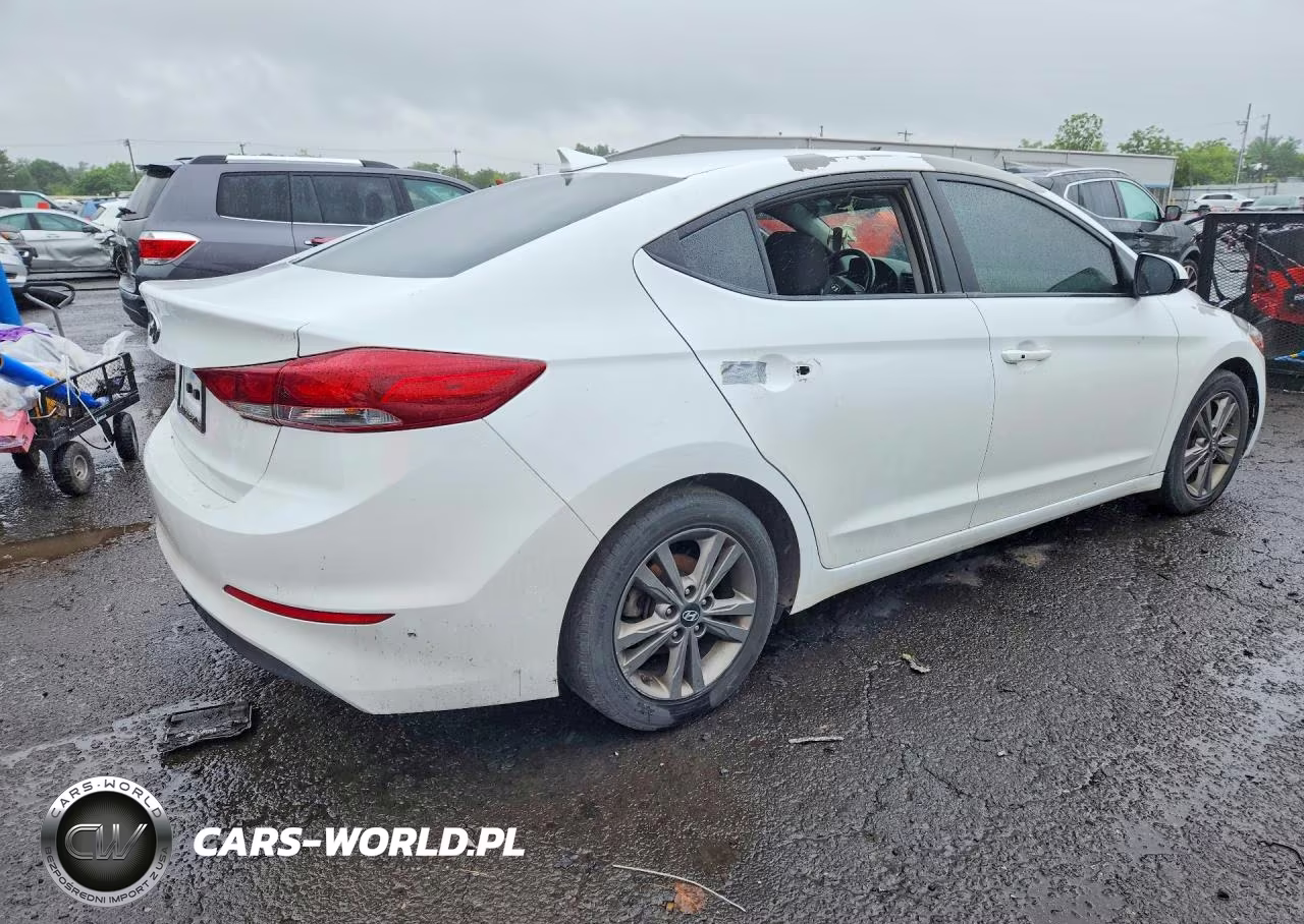 2018 Hyundai Elantra Value Edition VIN:5NPD84LF3JH299408 - 3