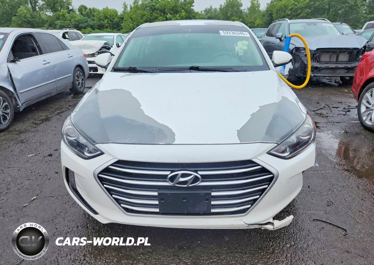 2018 Hyundai Elantra Value Edition VIN:5NPD84LF3JH299408 - 5