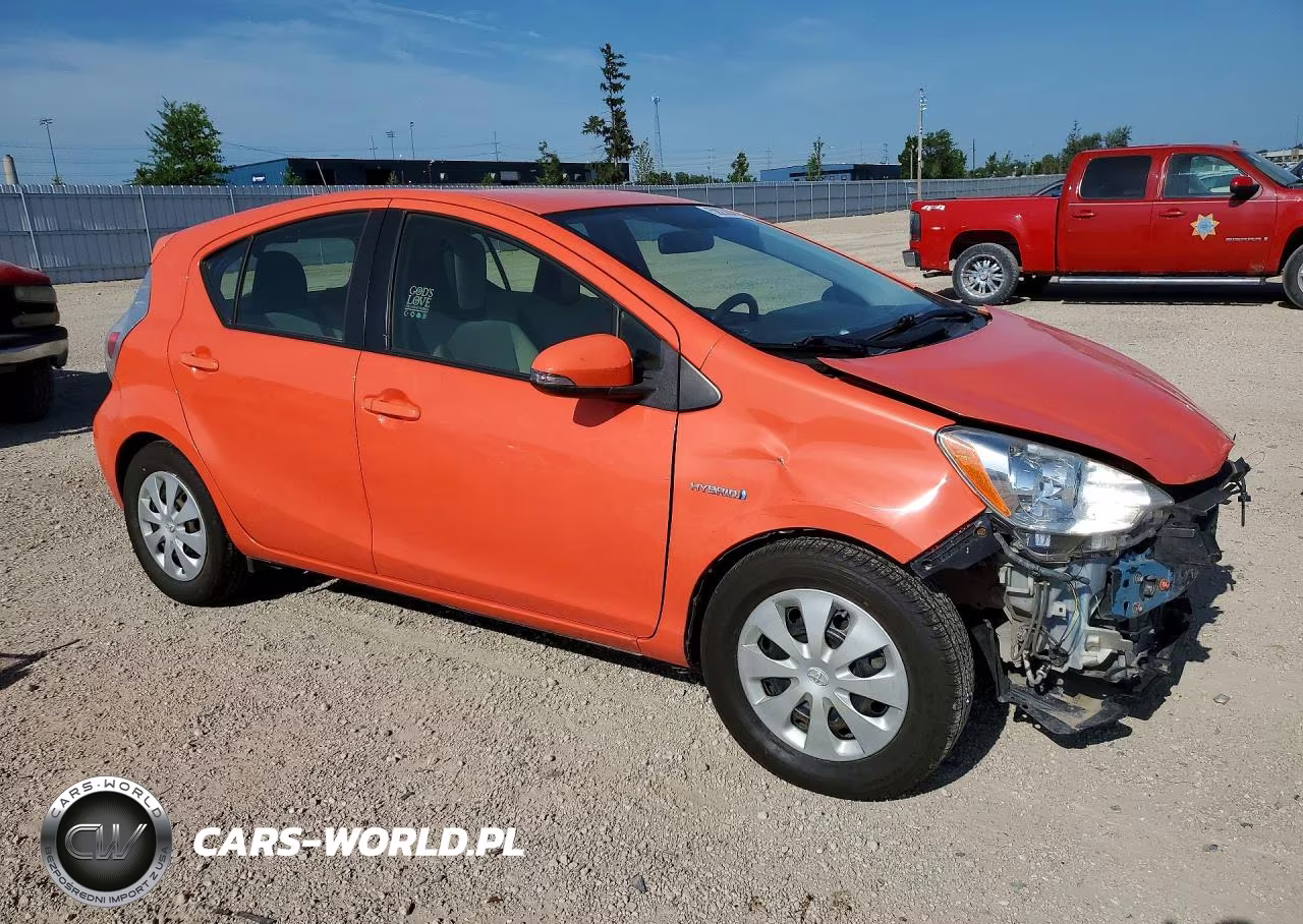 2012 Toyota Prius VIN:JTDKDTB36C1024999 - 4