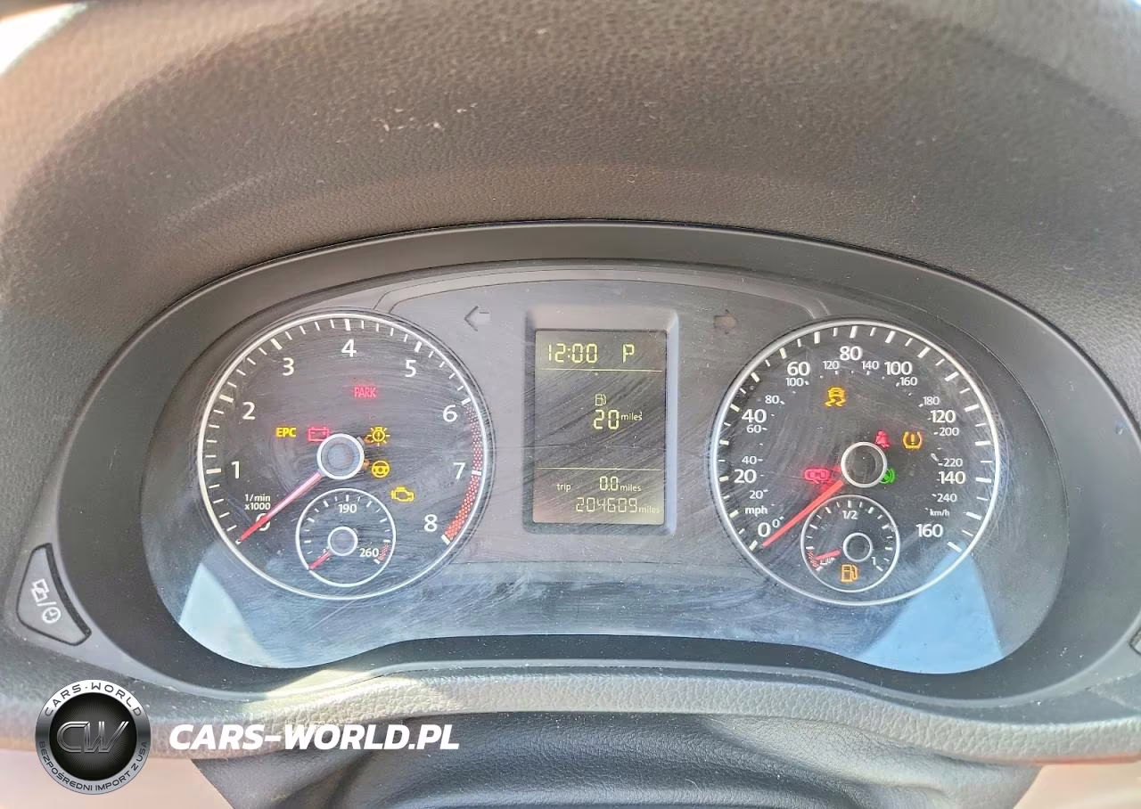 2015 Volkswagen Passat S VIN:1VWAT7A35FC015448 - 9
