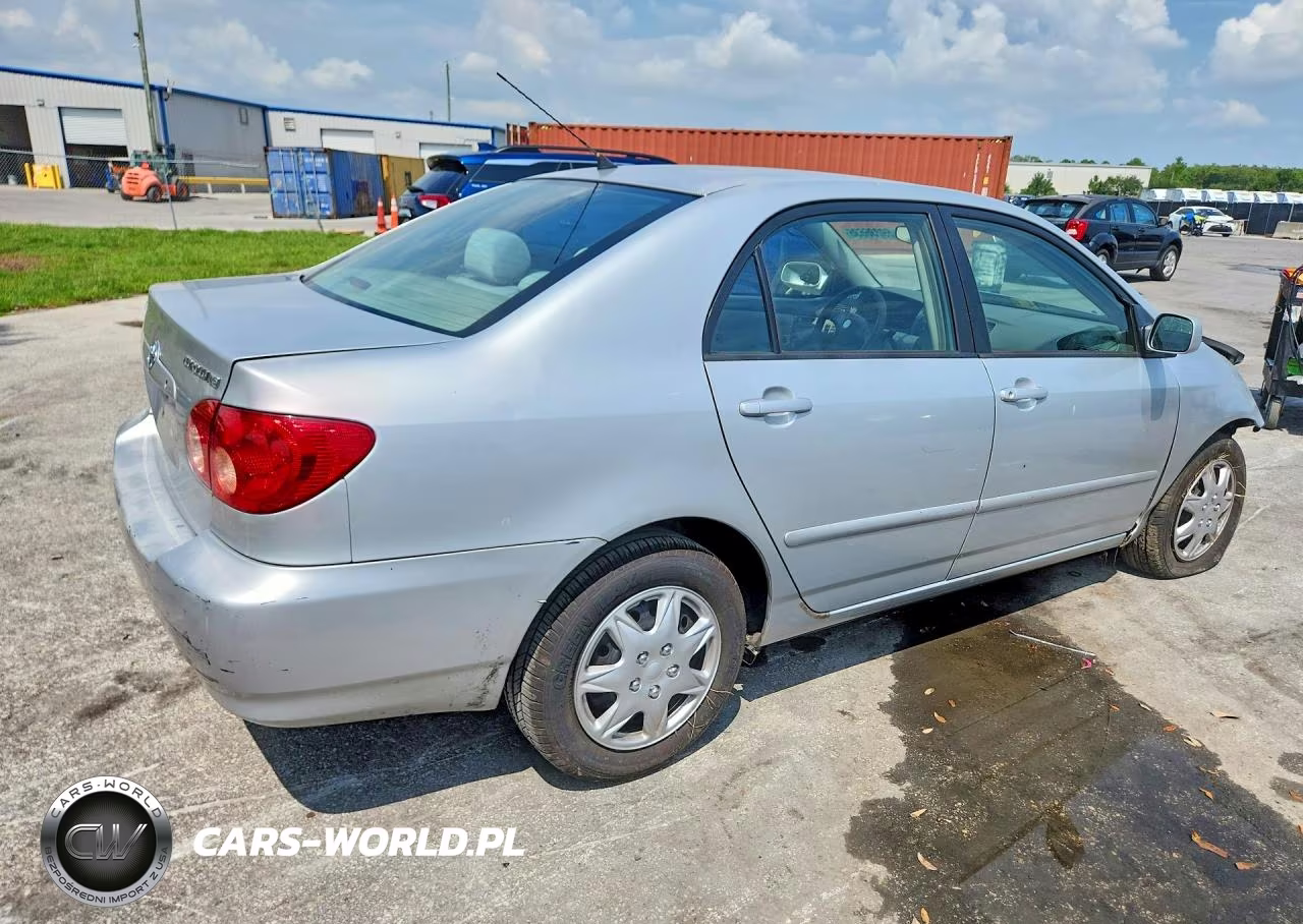2005 Toyota Corolla Le VIN:1NXBR32E05Z458366 - 3