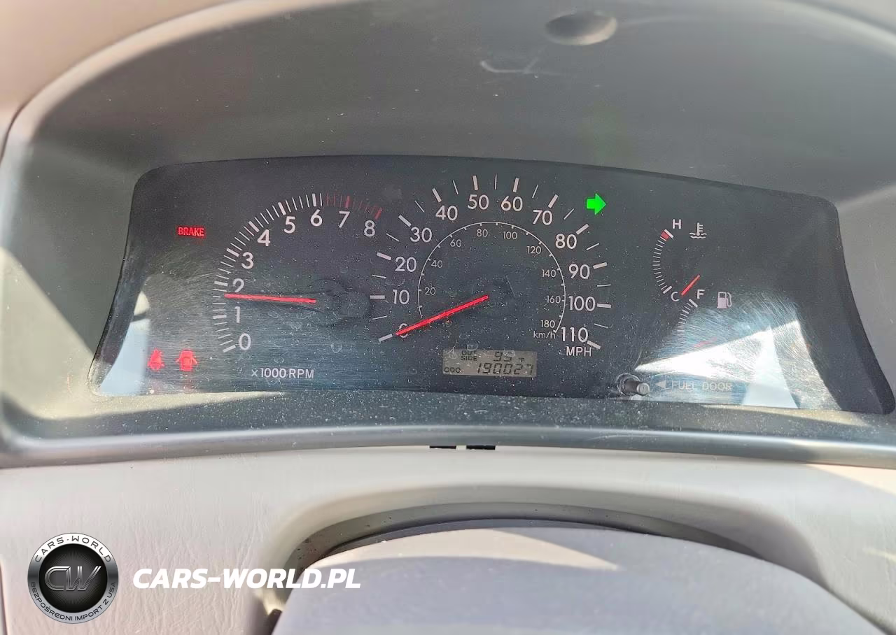 2005 Toyota Corolla Le VIN:1NXBR32E05Z458366 - 9