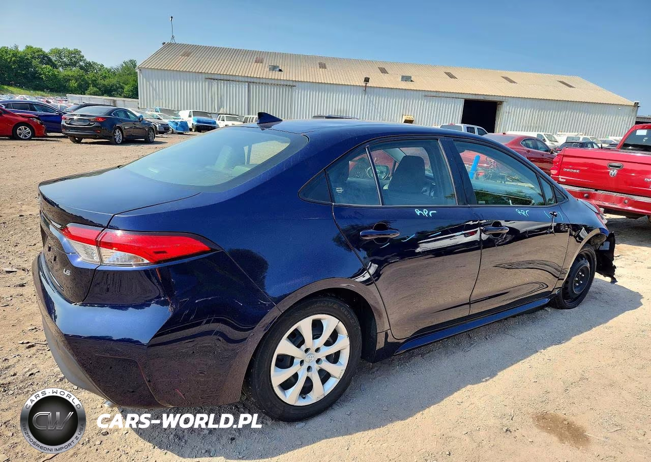 2023 Toyota Corolla Le VIN:JTDB4MEEXPJ002478 - 3
