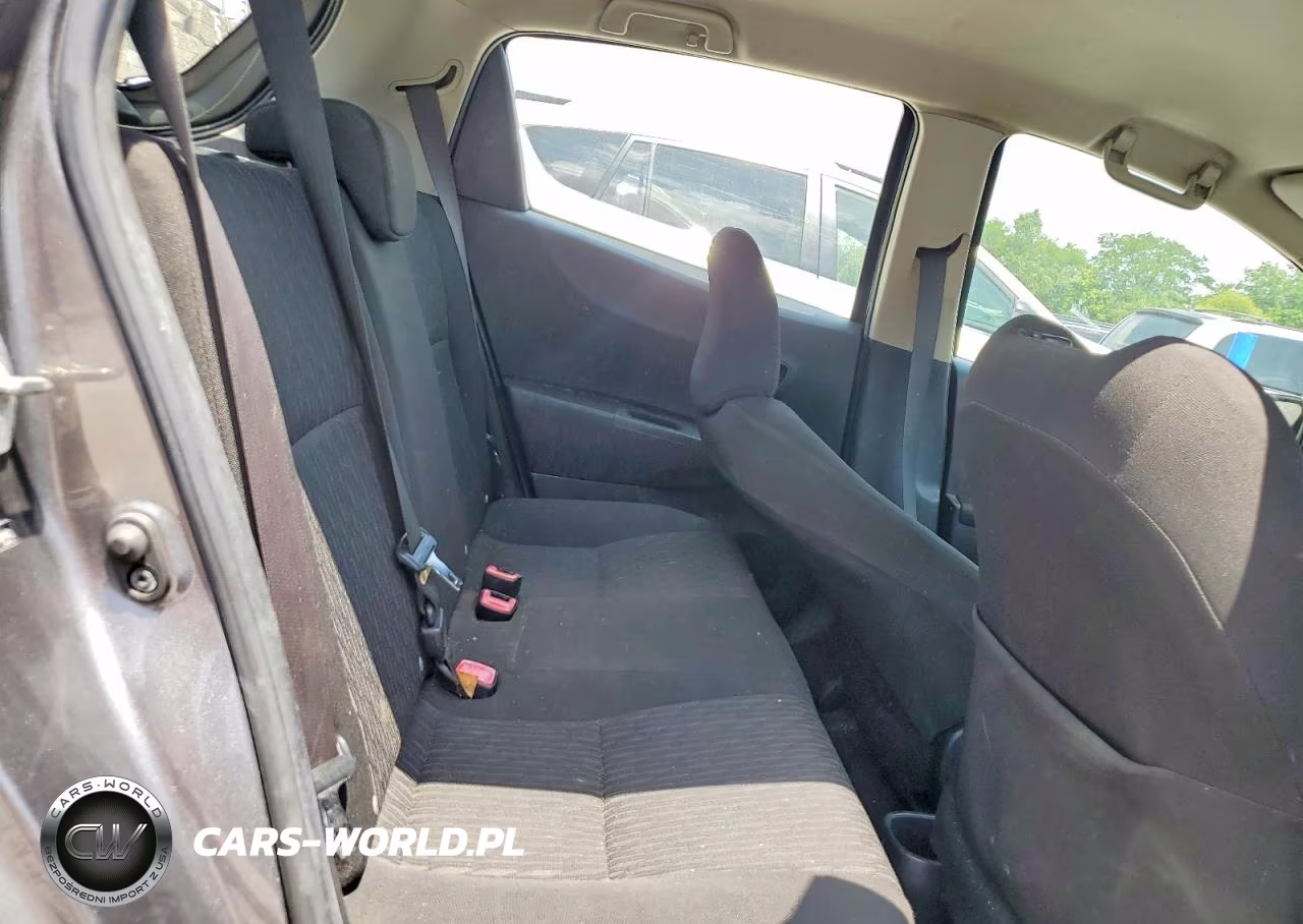 2014 Toyota Yaris 5-Door Le VIN:VNKKTUD37EA000405 - 10