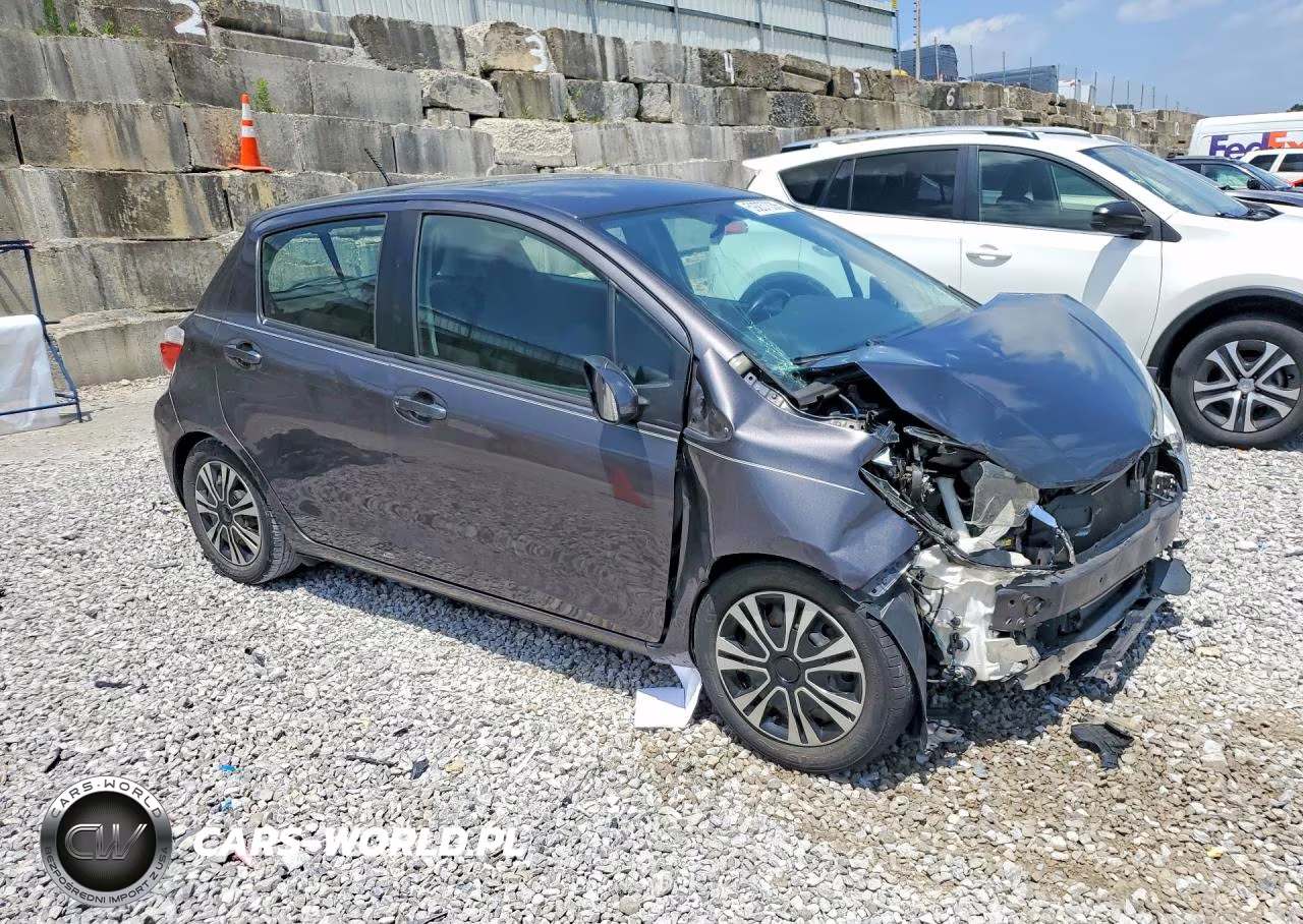 2014 Toyota Yaris 5-Door Le VIN:VNKKTUD37EA000405 - 4