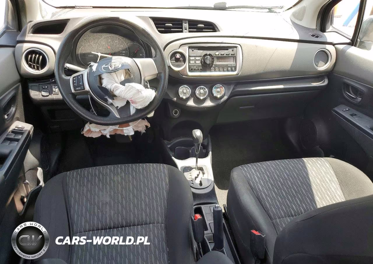 2014 Toyota Yaris 5-Door Le VIN:VNKKTUD37EA000405 - 8