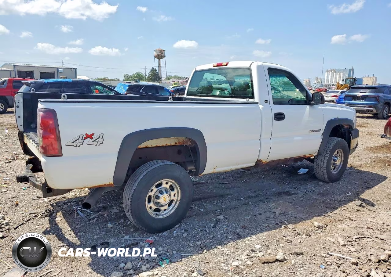 2003 Chevrolet Silverado K2500 Heavy Duty VIN:1GCHK24U23E200228 - 3