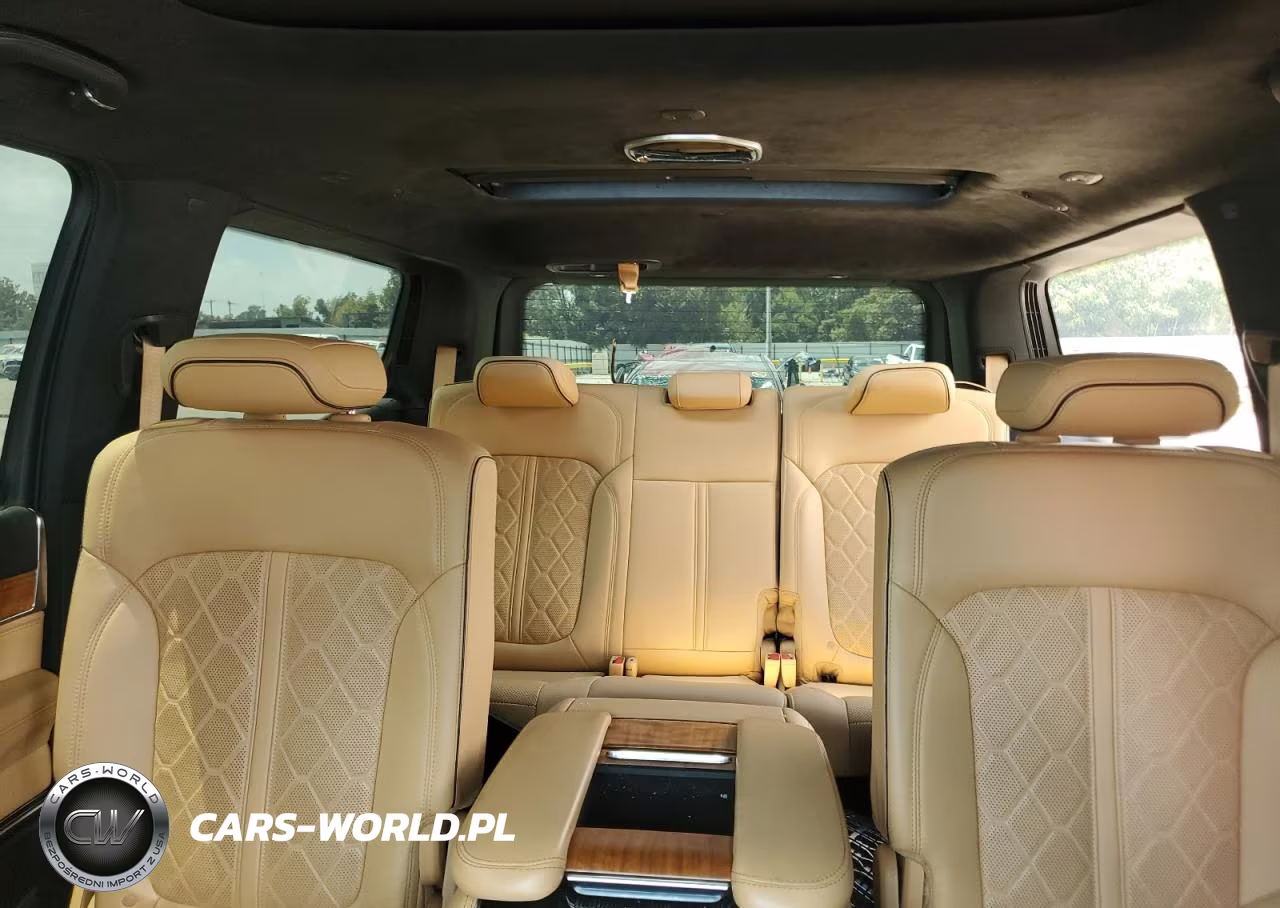 2022 Jeep Grand Wagoneer Series Iii VIN:1C4SJVGJ0NS101584 - 10