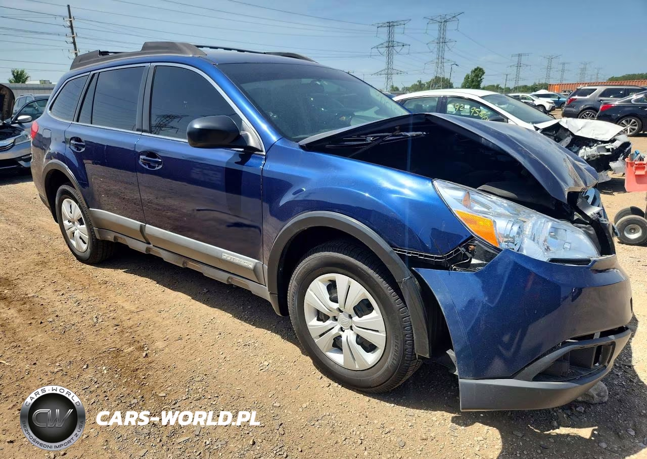 2010 Subaru Outback 2.5I VIN:4S4BRBACXA3358799 - 4