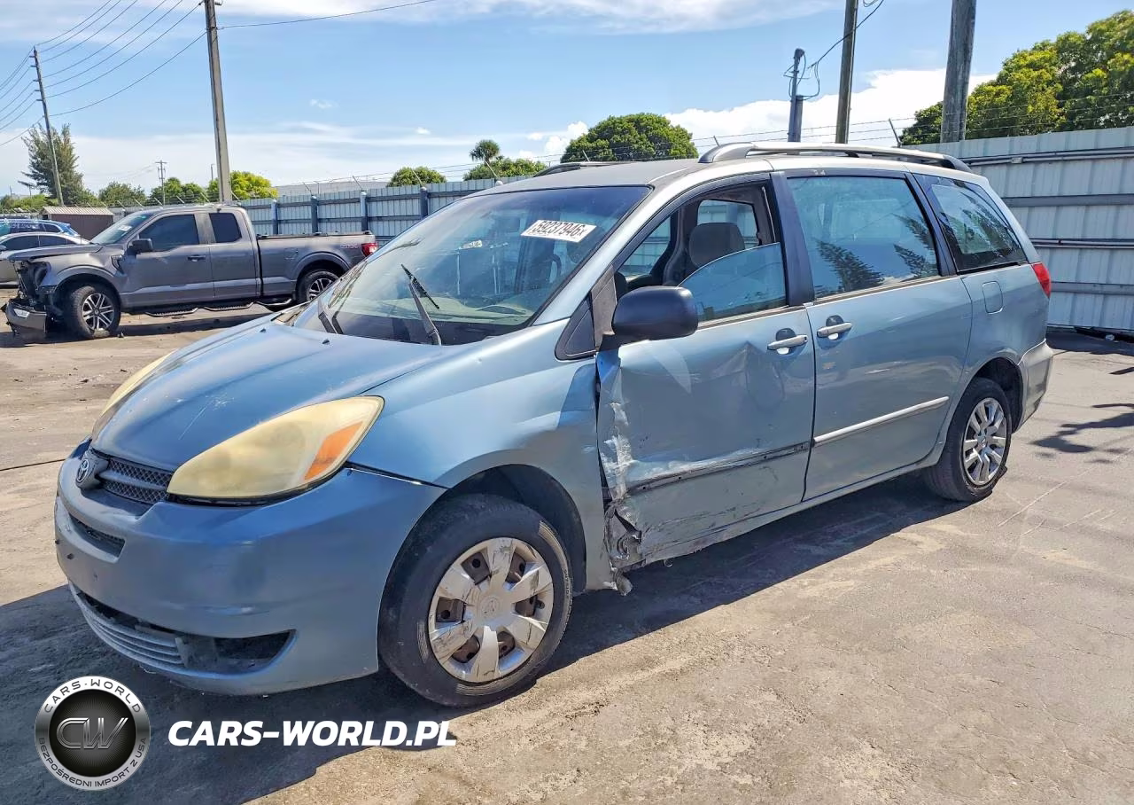 2005 Toyota Sienna Ce 8 Passenger – zdjęcie 1 z 13