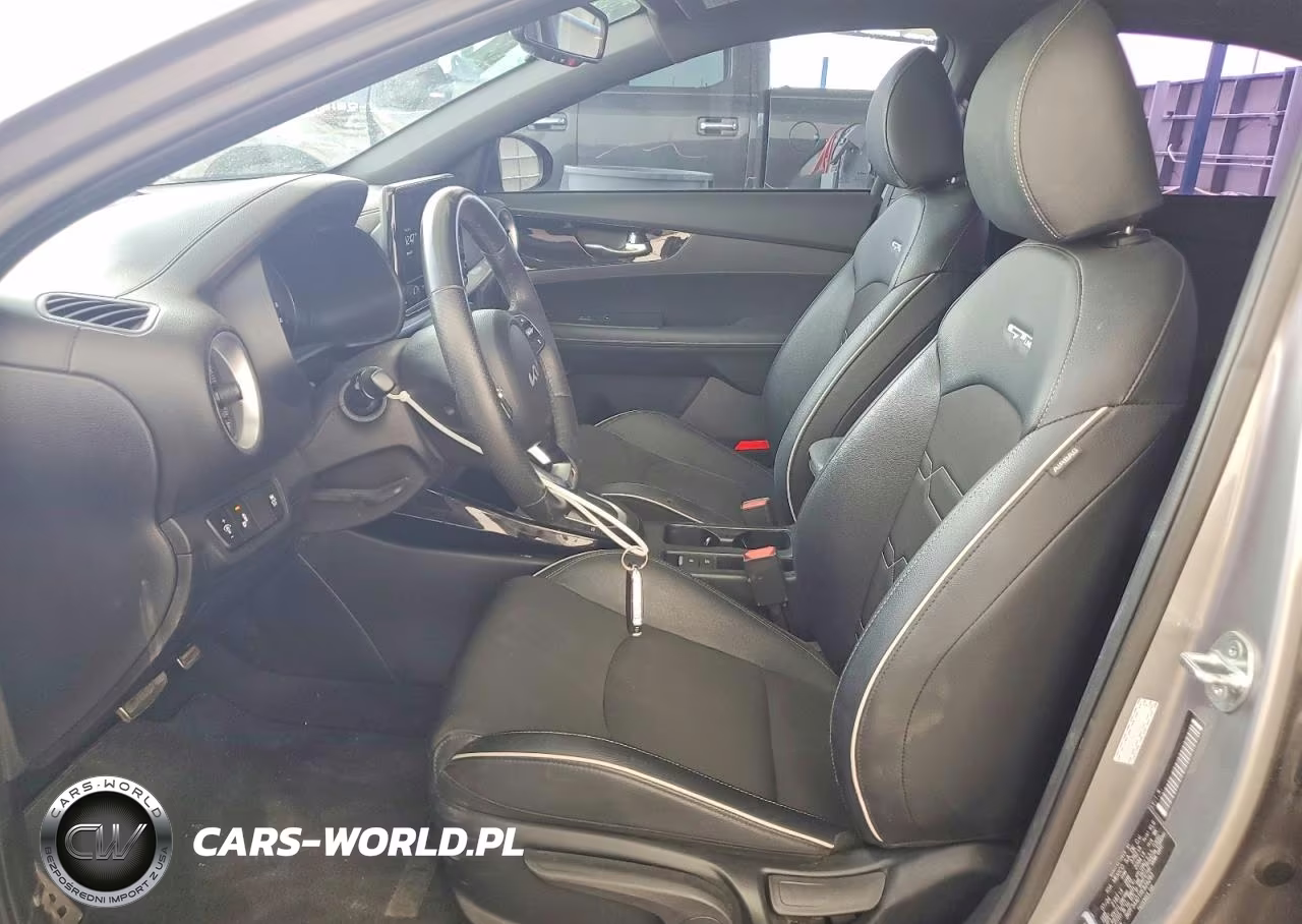 2024 Kia Forte Gt Line VIN:3KPF54AD1RE826283 - 7