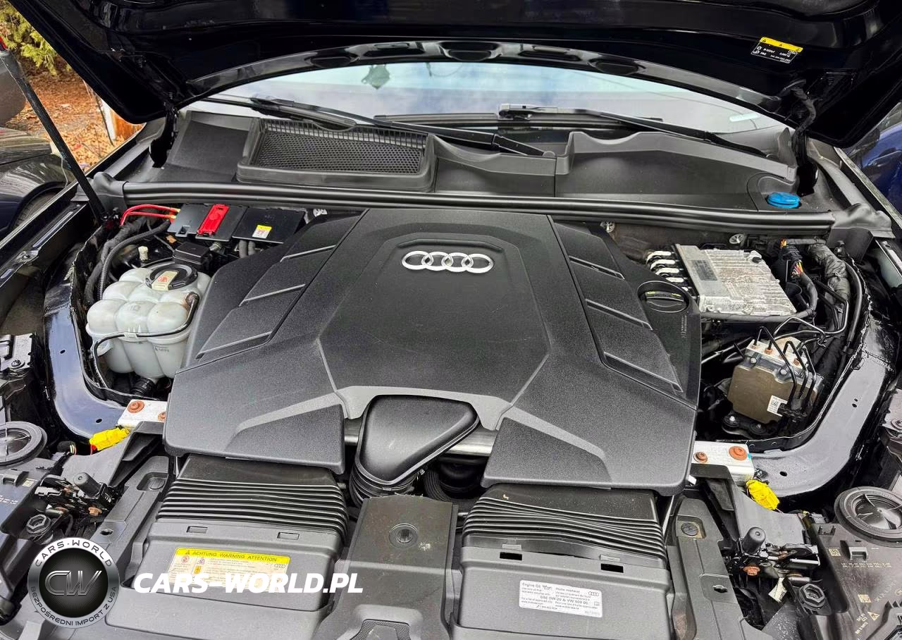 2020 Audi Q7 Premium VIN:WA1AXAF79LD005876 - 9