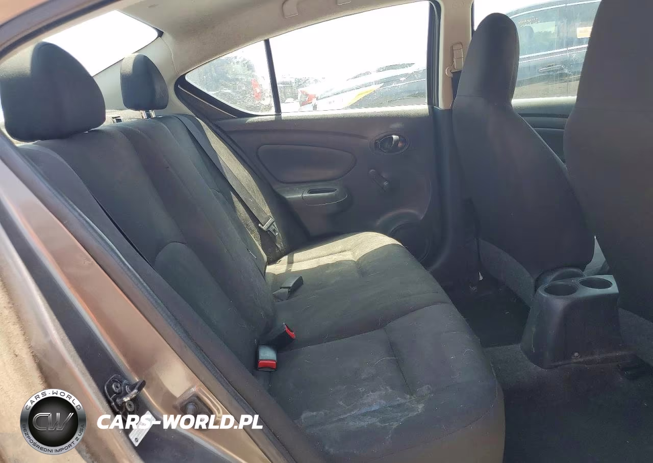 2015 Nissan Versa 1.6 S Plus VIN:3N1CN7AP2FL895962 - 10