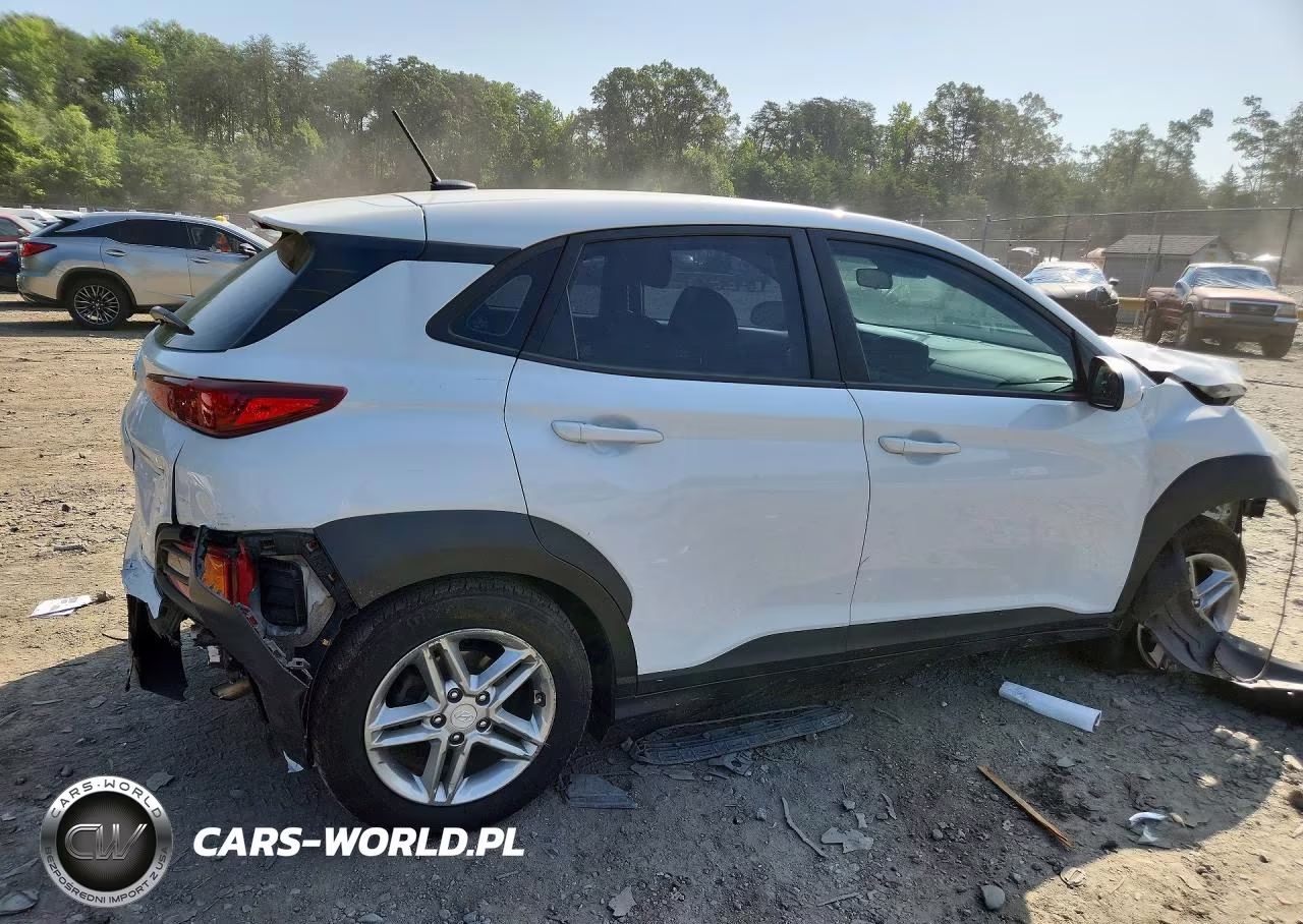 2021 Hyundai Kona Se VIN:KM8K12AAXMU641384 - 3