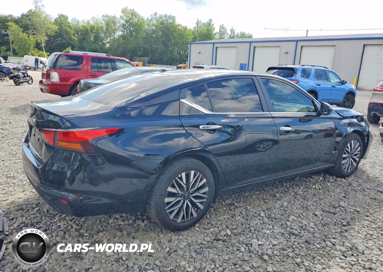 2025 Nissan Altima Sv VIN:1N4BL4DV7SN352646 - 3
