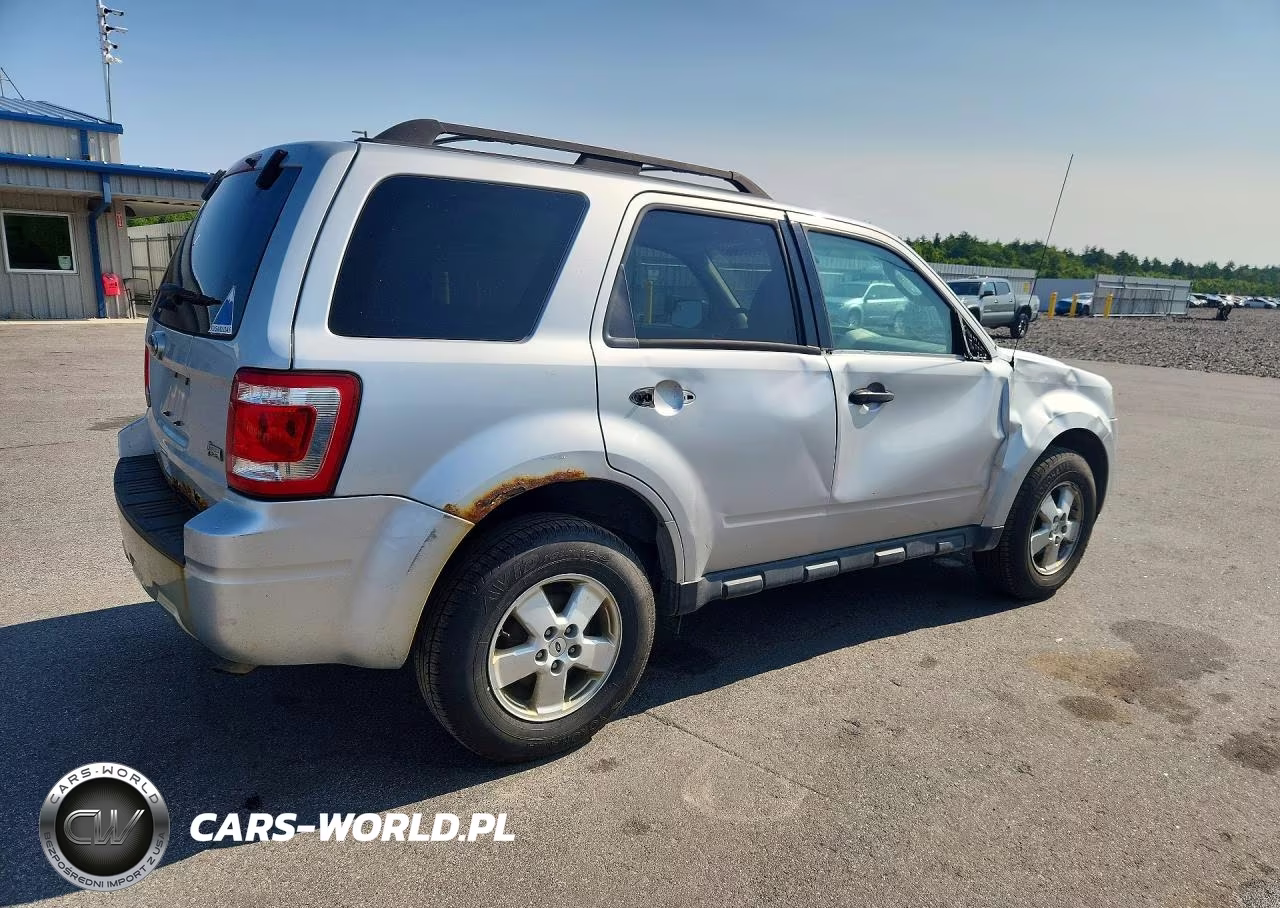 2012 Ford Escape Xlt VIN:1FMCU9DG3CKC01795 - 3