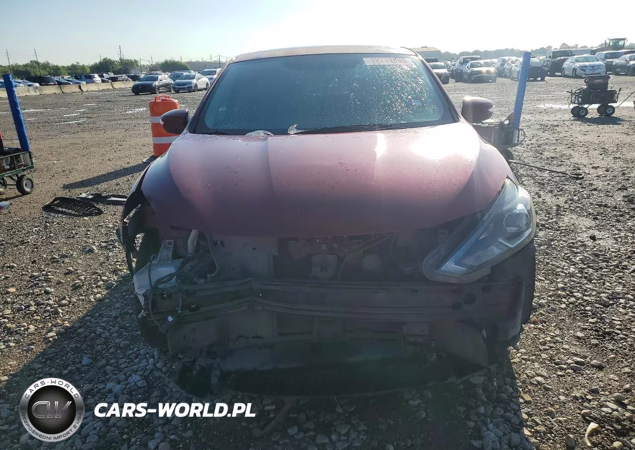 2018 Nissan Sentra Sl VIN:3N1AB7AP4JY279773 - 5