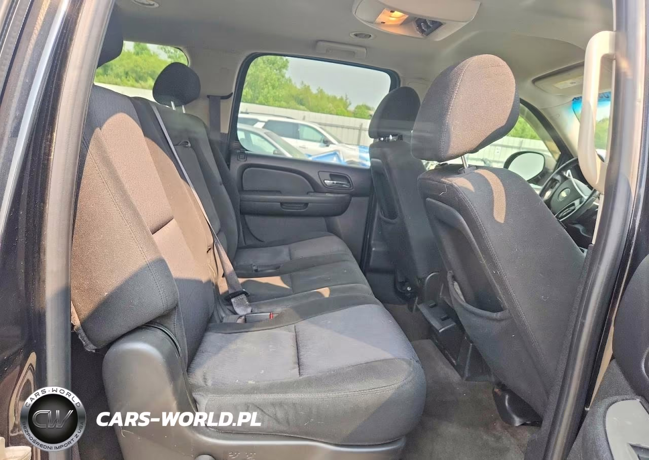 2010 Chevrolet Suburban K1500 Ls VIN:1GNUKHE39AR169550 - 11