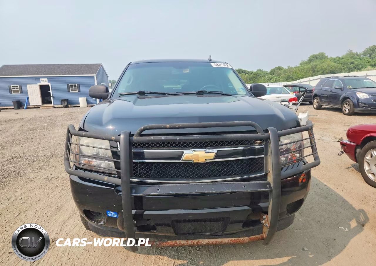 2010 Chevrolet Suburban K1500 Ls VIN:1GNUKHE39AR169550 - 5