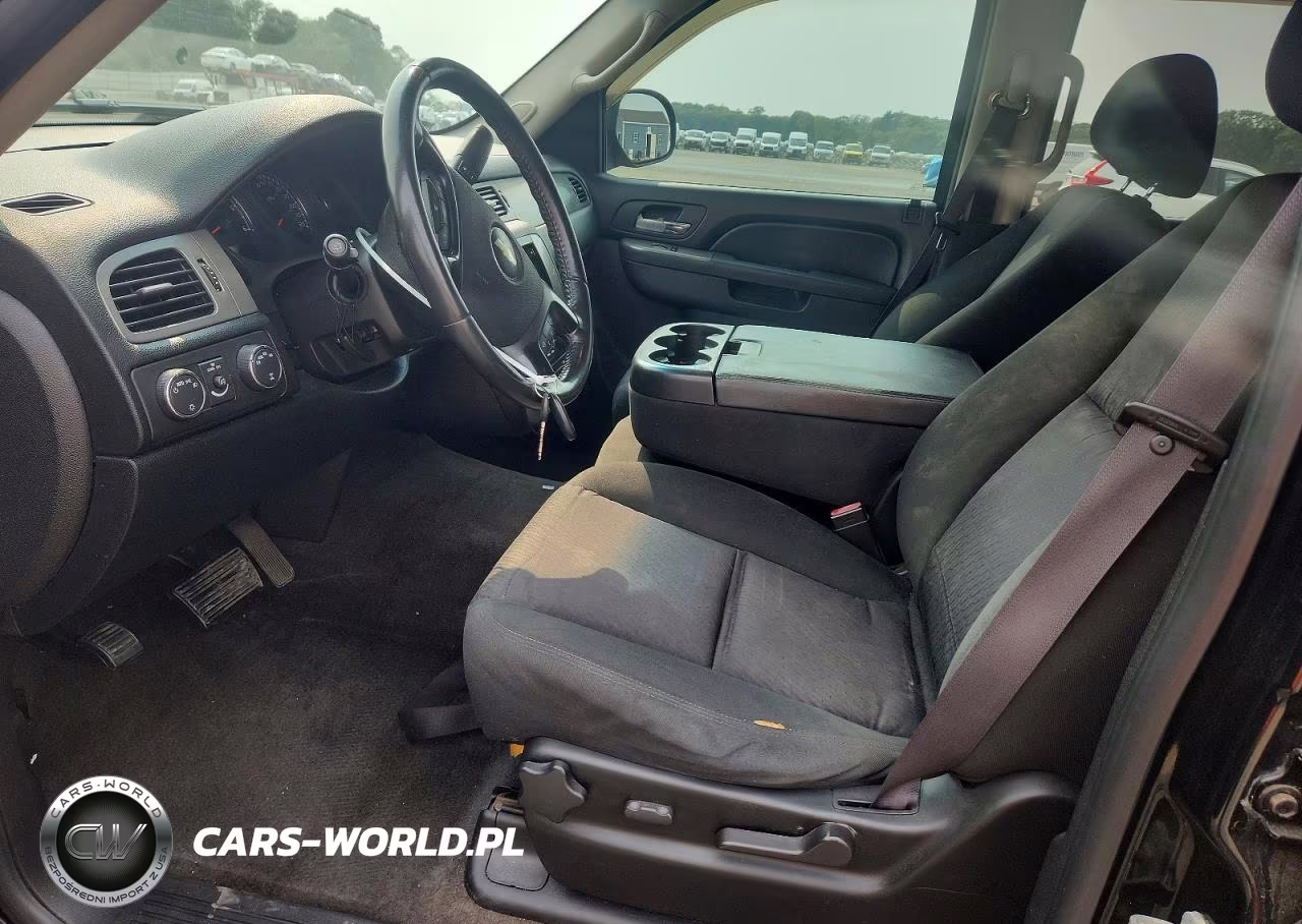 2010 Chevrolet Suburban K1500 Ls VIN:1GNUKHE39AR169550 - 7