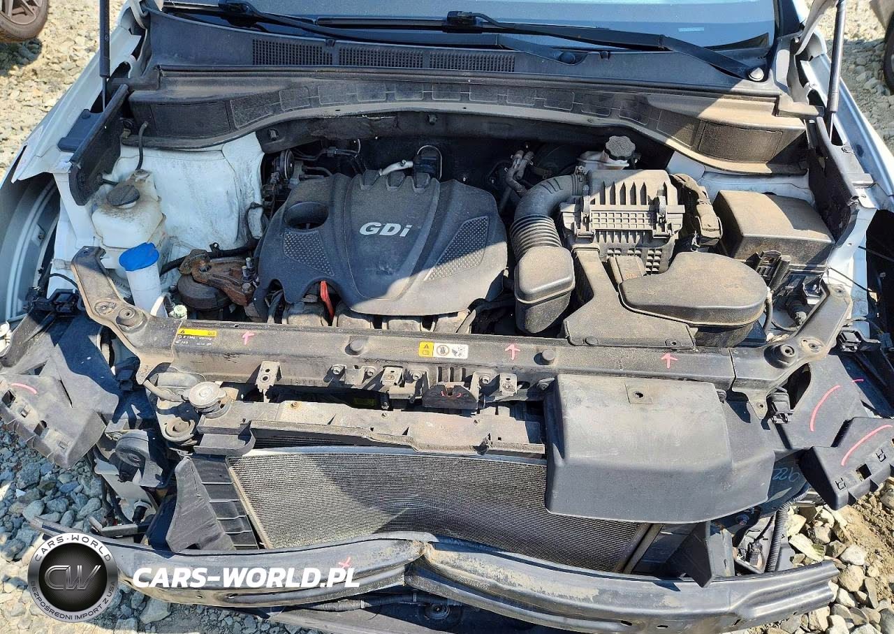 2015 Hyundai Santa Fe Sport 2.4L VIN:5XYZUDLB4FG236041 - 12