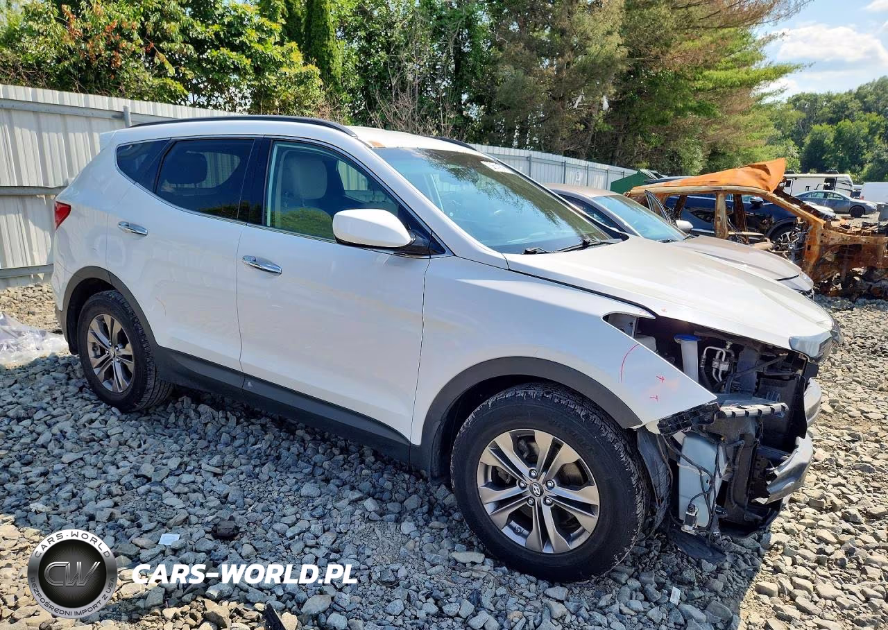 2015 Hyundai Santa Fe Sport 2.4L VIN:5XYZUDLB4FG236041 - 4