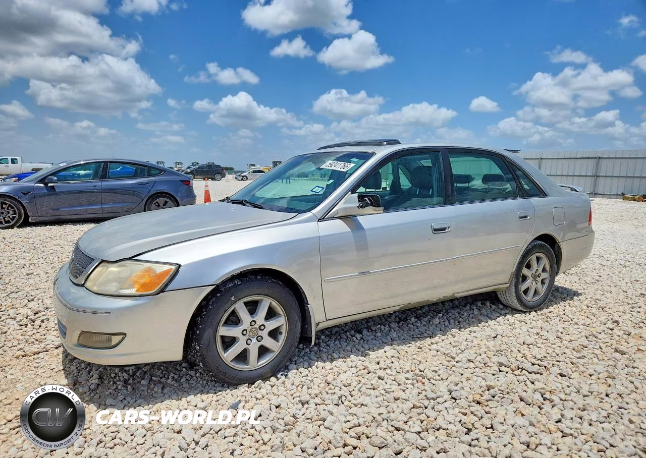 2001 TOYOTA AVALON XLS