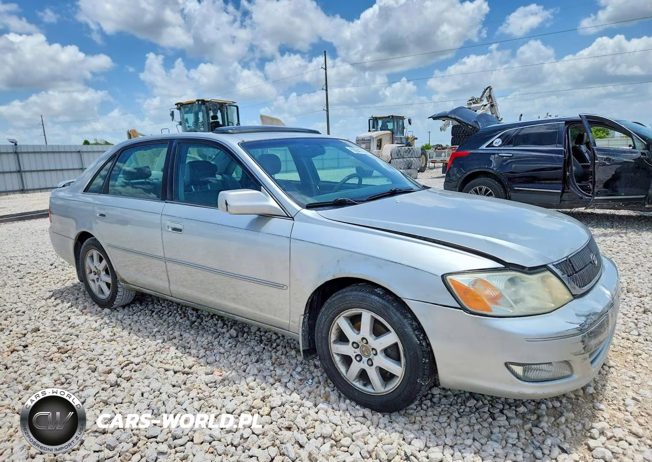 2001 TOYOTA AVALON XLS VIN:4T1BF28BX1U132679 - 4