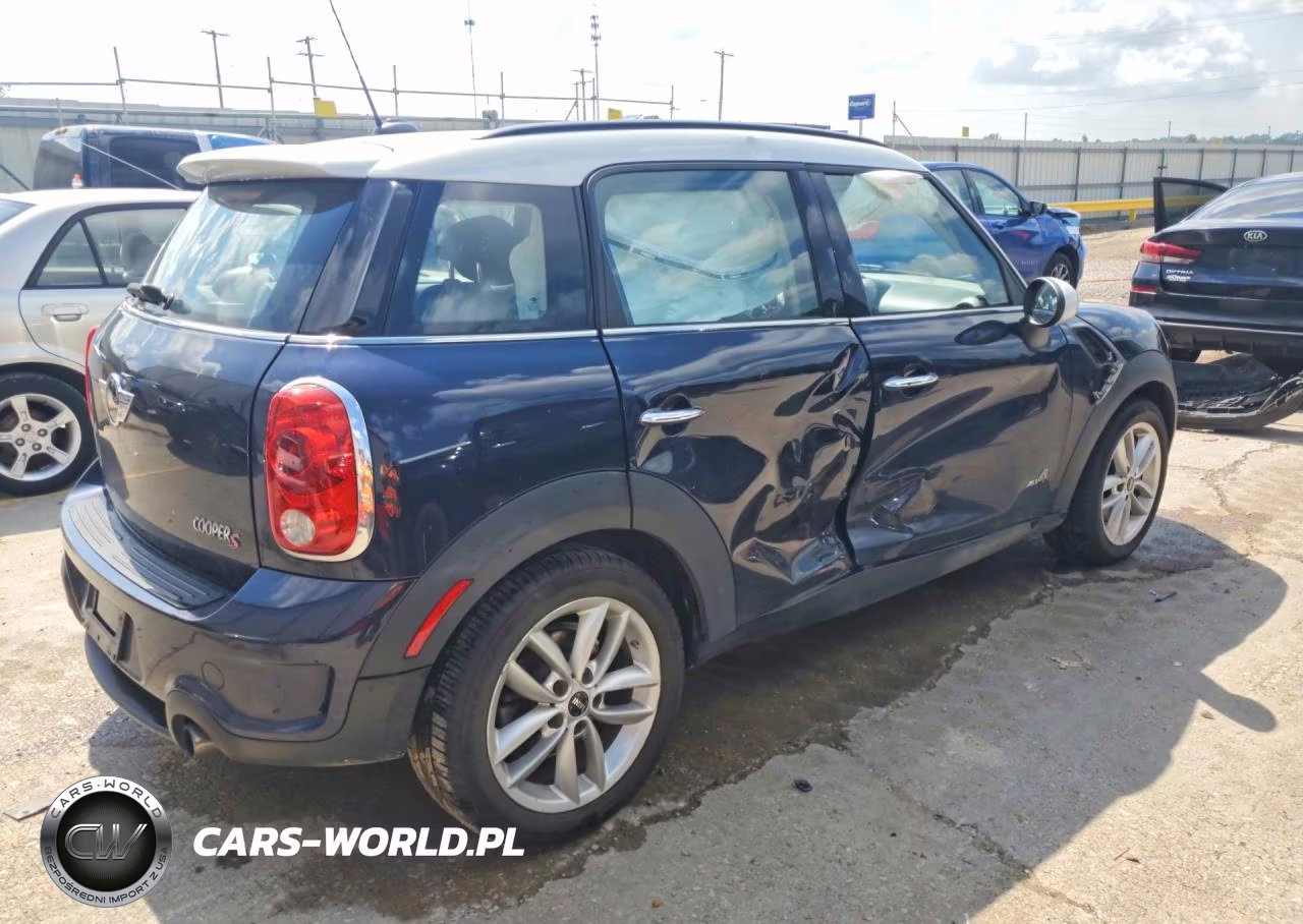 2011 Mini Cooper S Countryman VIN:WMWZC5C59BWL54602 - 3