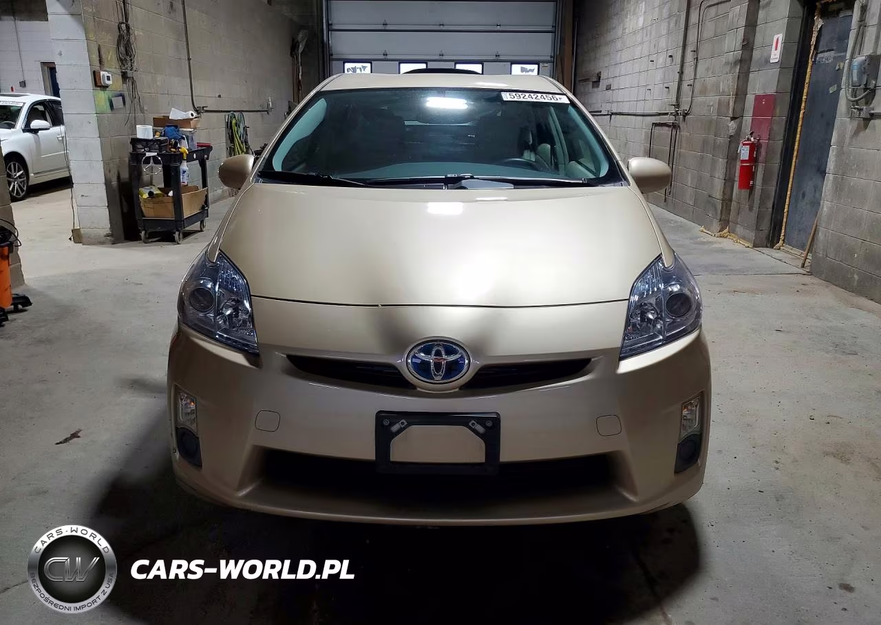 2011 Toyota Prius Four VIN:JTDKN3DU4B0301799 - 5