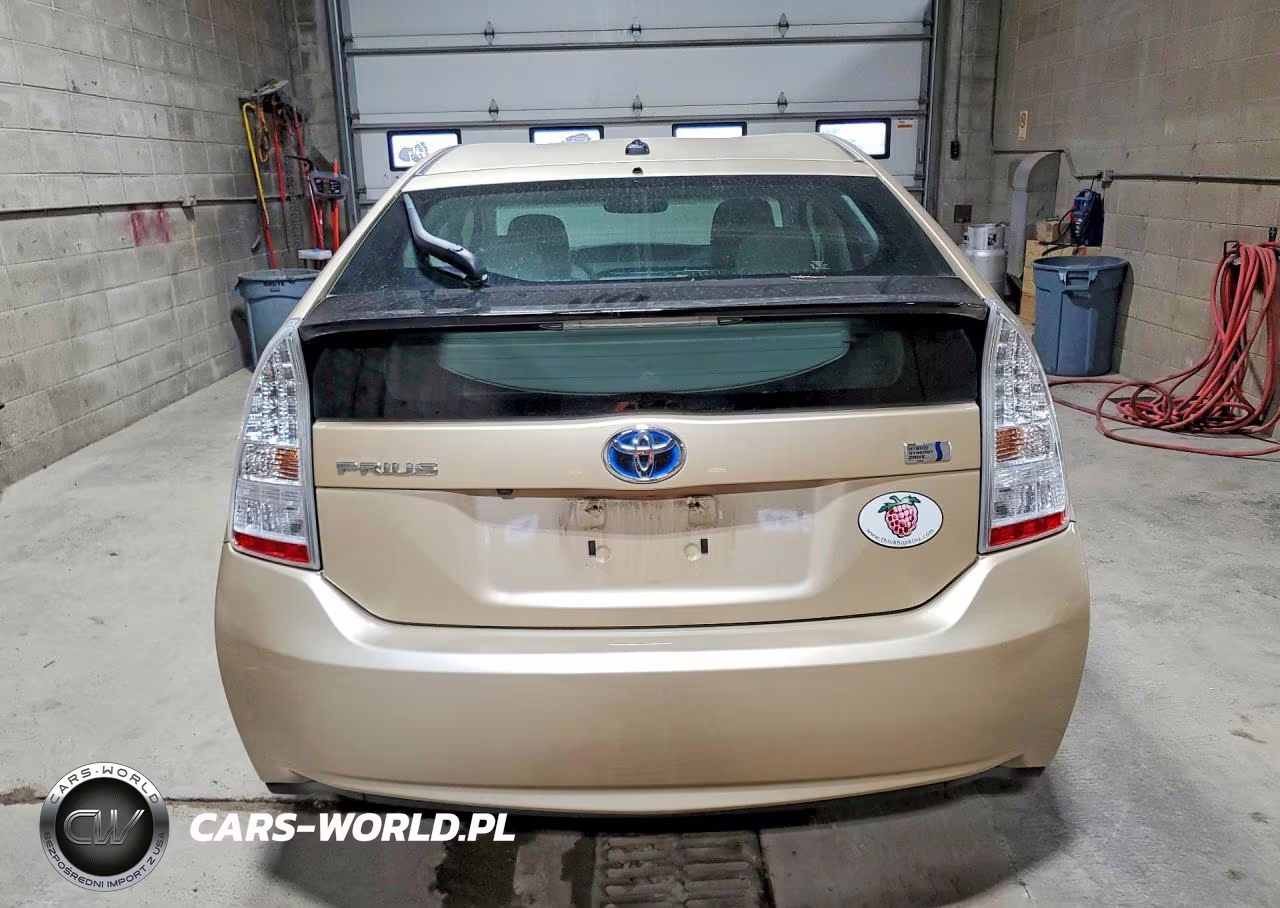 2011 Toyota Prius Four VIN:JTDKN3DU4B0301799 - 6