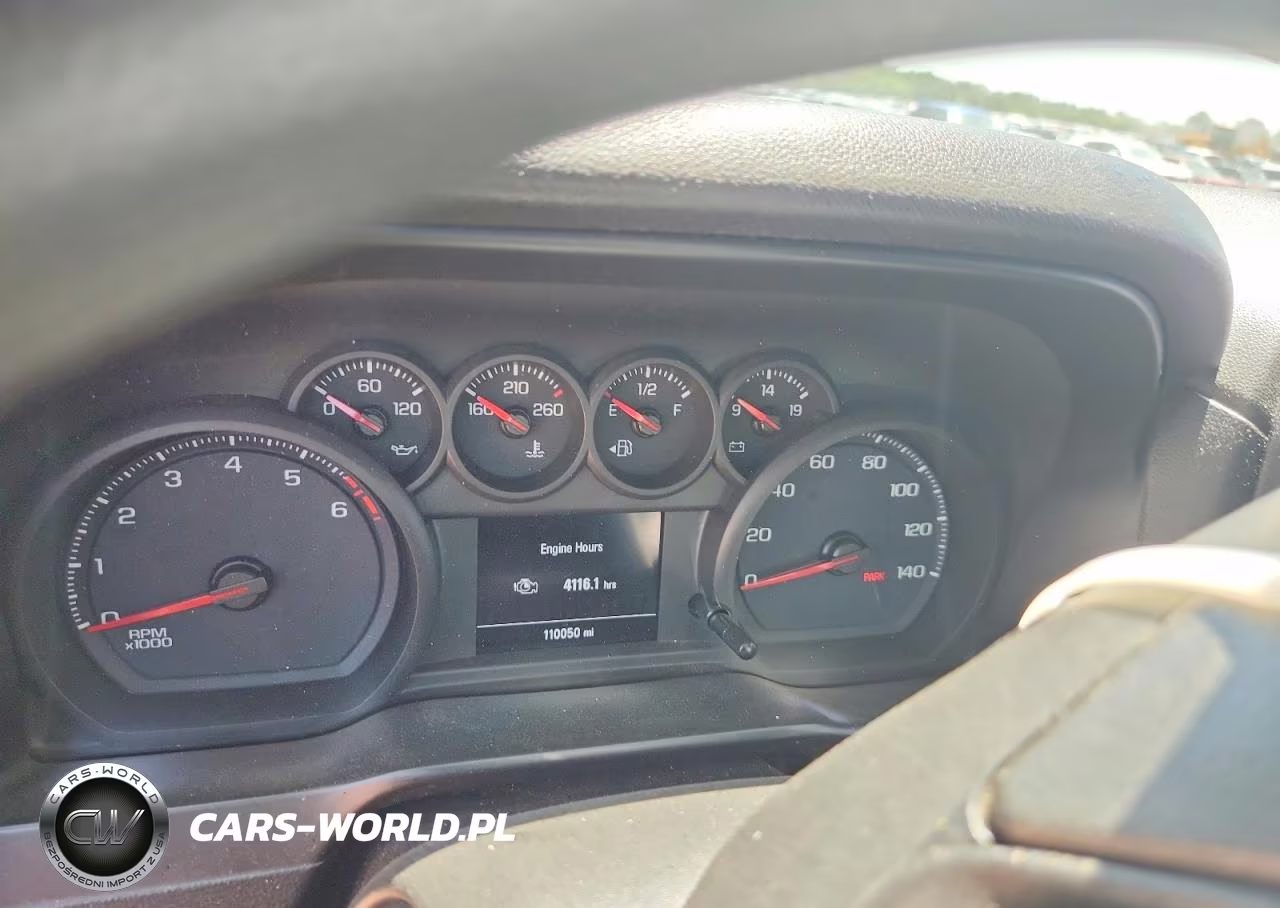 2019 Chevrolet Silverado K1500 Trail Boss Custom VIN:1GCPYCEFXKZ314758 - 9