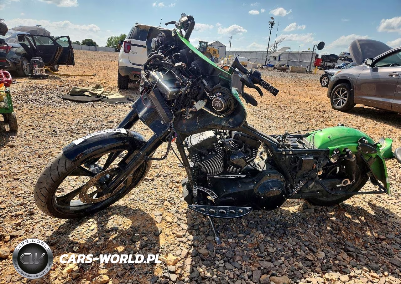 2009 Harley-Davidson Flhx VIN:1HD1KB4179Y617258 - 3