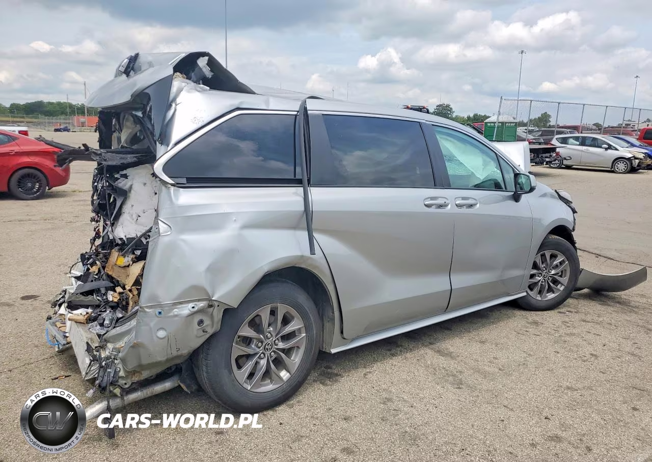 2025 Toyota Sienna VIN:5TDKSKFC0SS181018 - 3