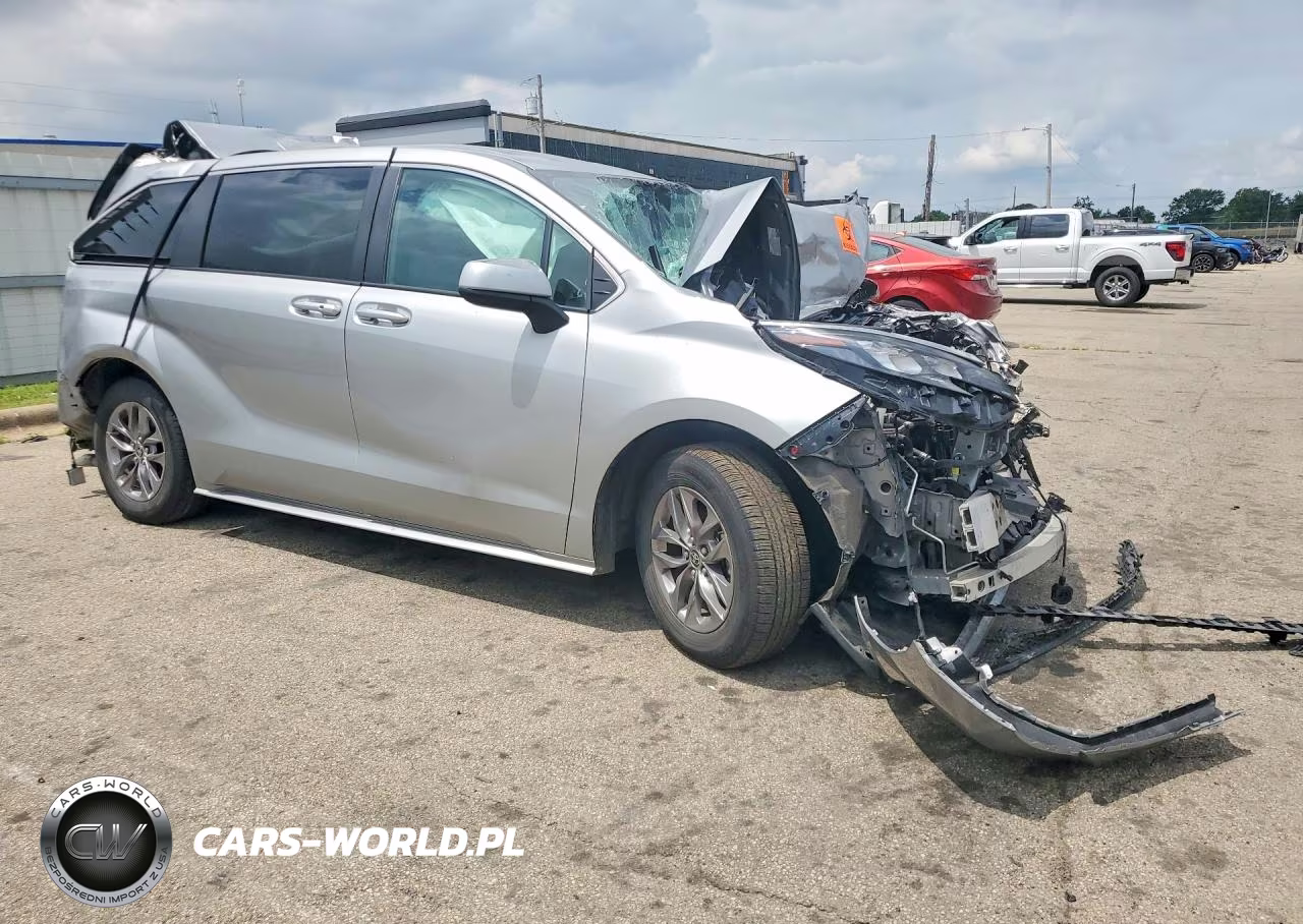 2025 Toyota Sienna VIN:5TDKSKFC0SS181018 - 4