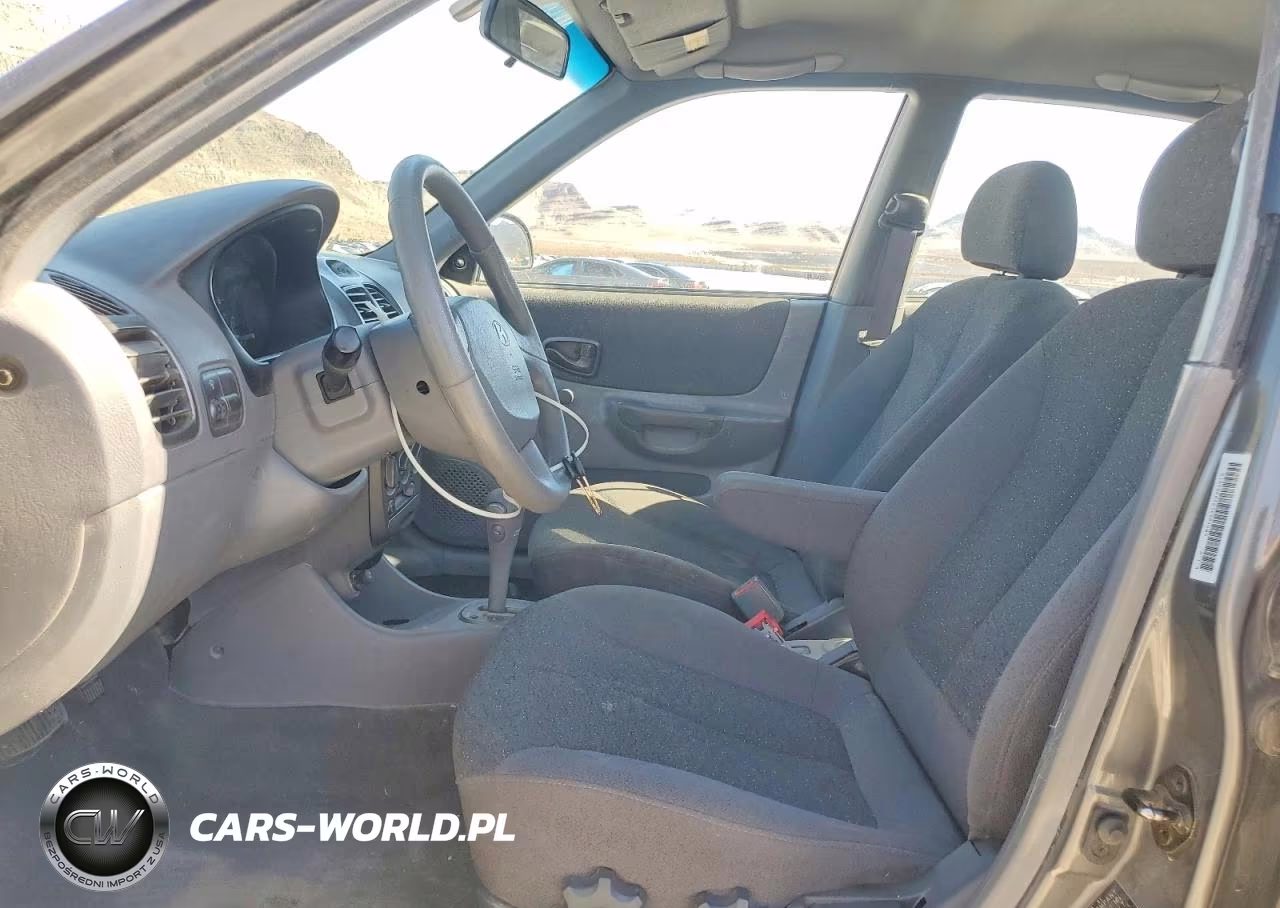 2002 Hyundai Accent Gl VIN:KMHCG45C92U395418 - 7