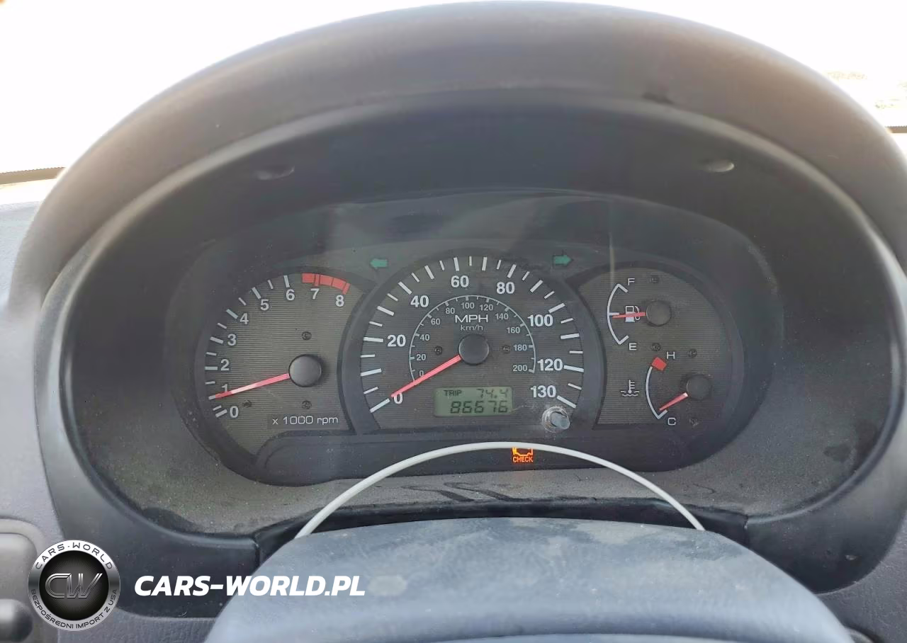 2002 Hyundai Accent Gl VIN:KMHCG45C92U395418 - 9