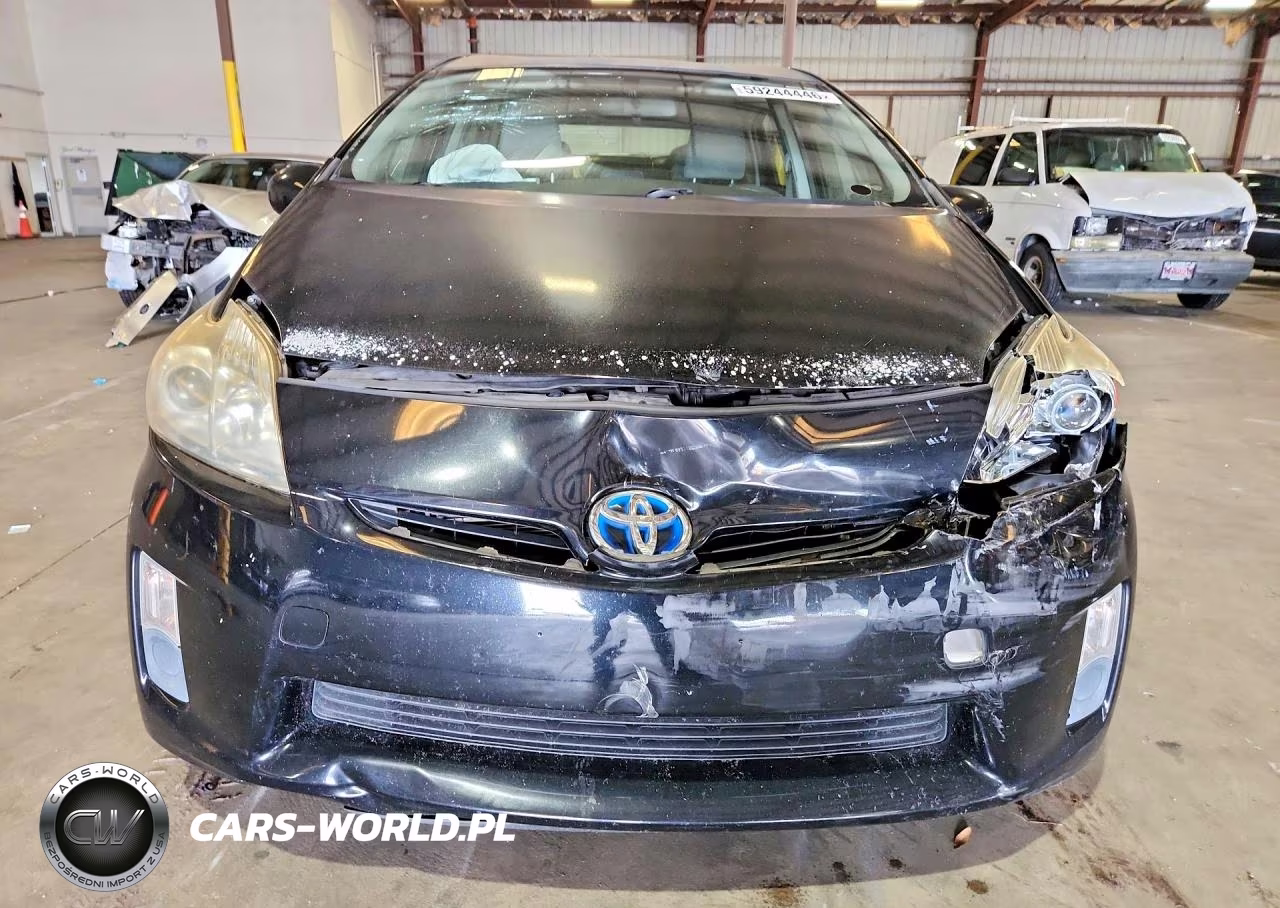 2011 Toyota Prius Two VIN:JTDKN3DU2B1364877 - 5