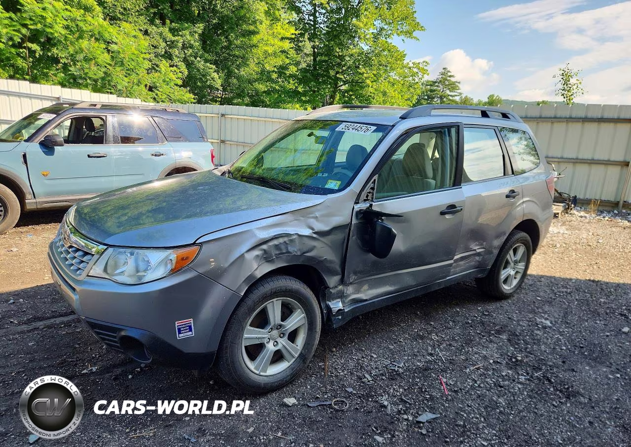 2011 Subaru Forester 2.5X – zdjęcie 1 z 14