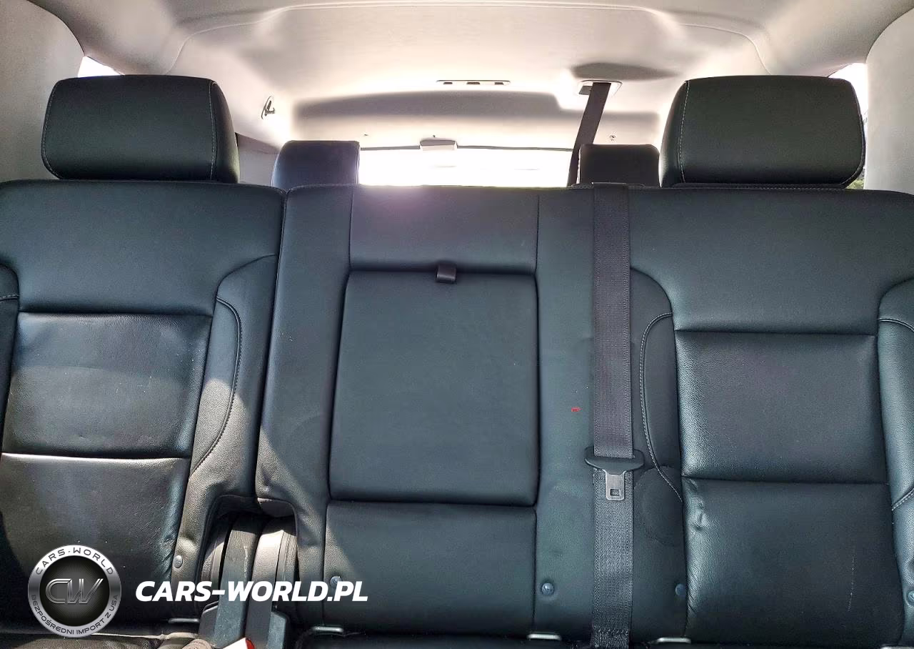 2019 Chevrolet Suburban K1500 Lt VIN:1GNSKHKC0KR402146 - 10