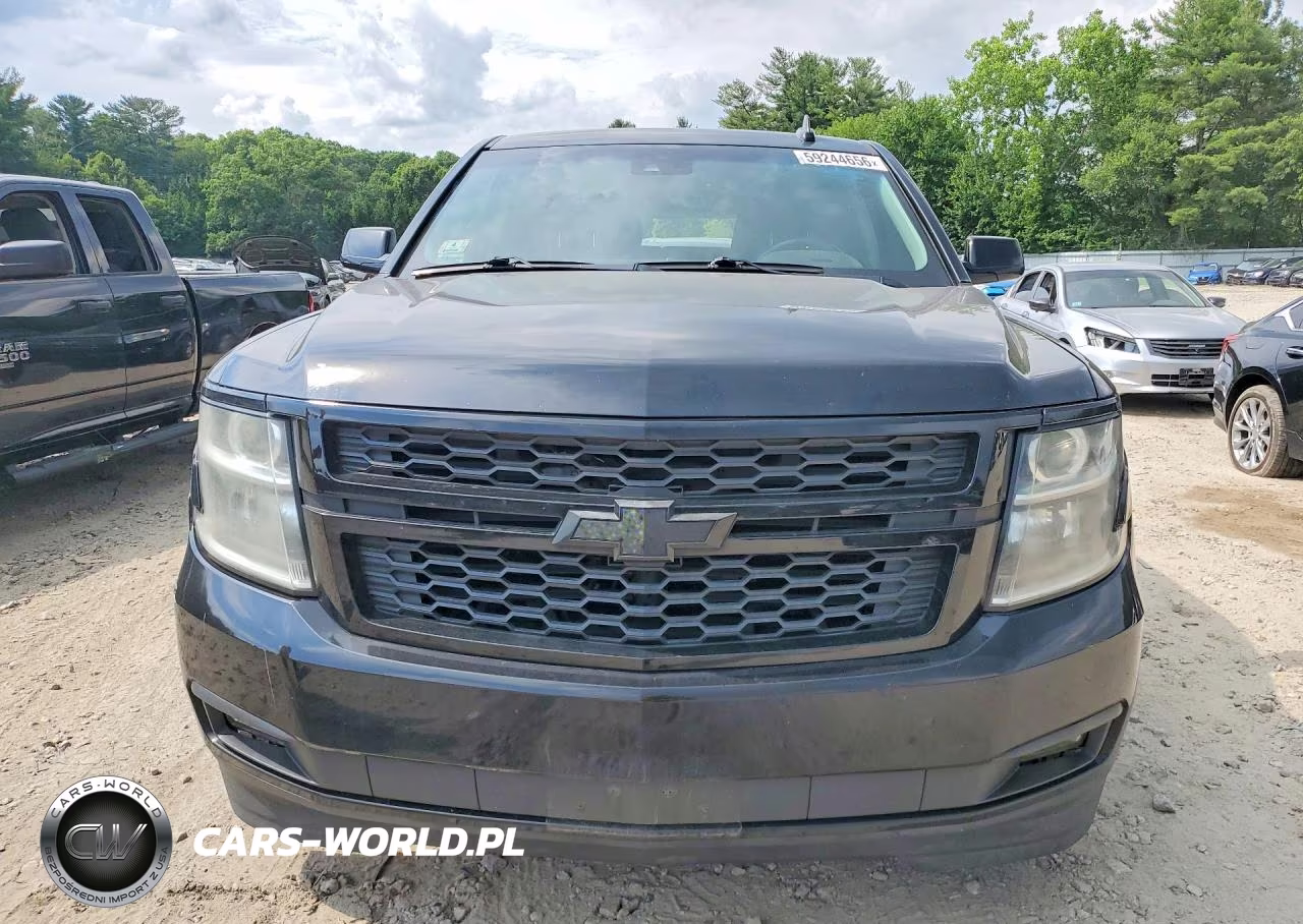 2019 Chevrolet Suburban K1500 Lt VIN:1GNSKHKC0KR402146 - 5