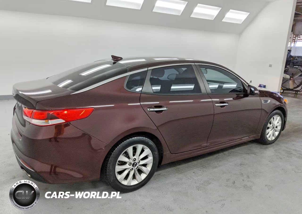 2018 Kia Optima Lx VIN:5XXGT4L31JG274603 - 3