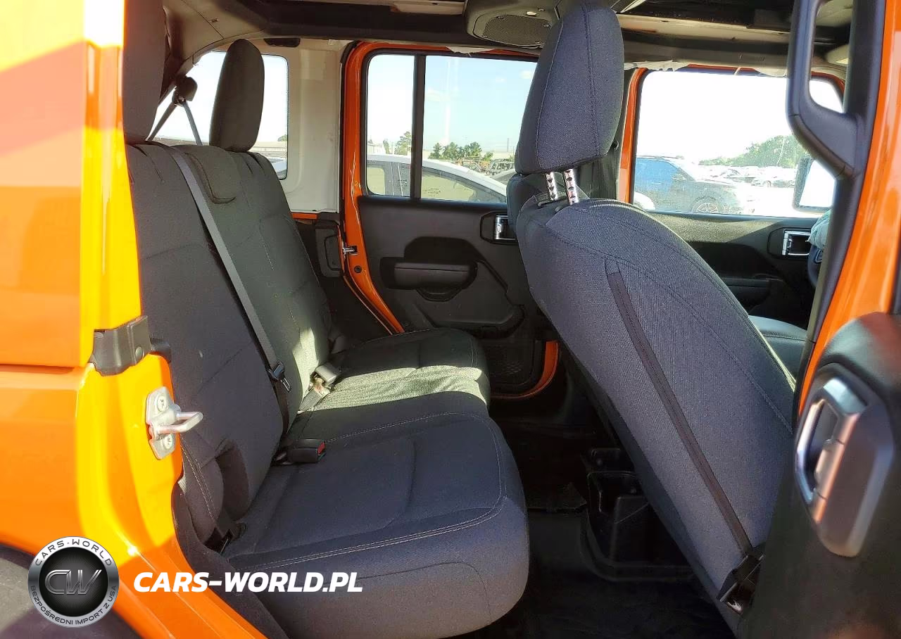 2025 Jeep Wrangler 4-Door Summit 4X4 VIN:1C4PJXDN4SW592660 - 11