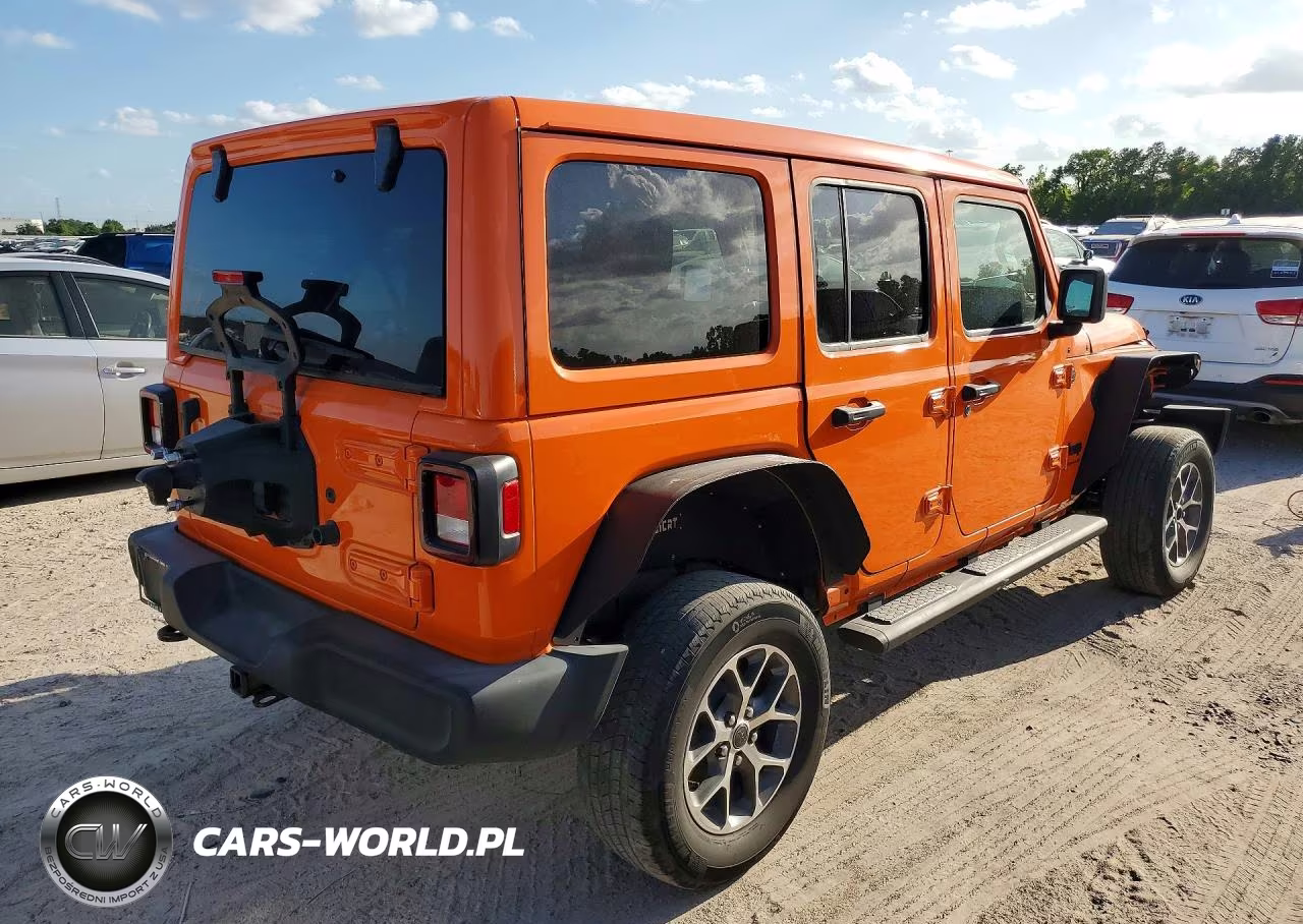 2025 Jeep Wrangler 4-Door Summit 4X4 VIN:1C4PJXDN4SW592660 - 3